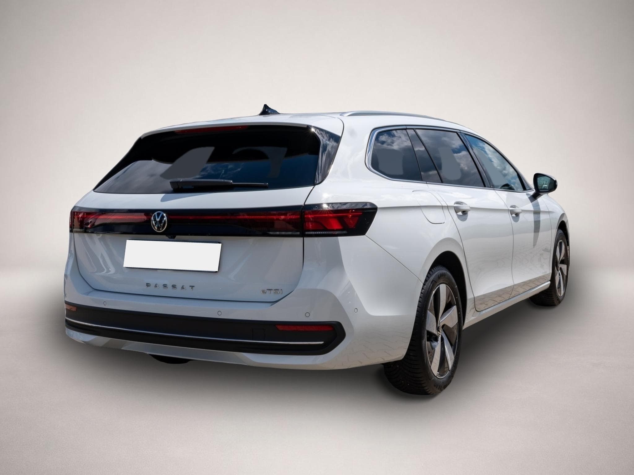 VW Passat (2025) - Photo 3