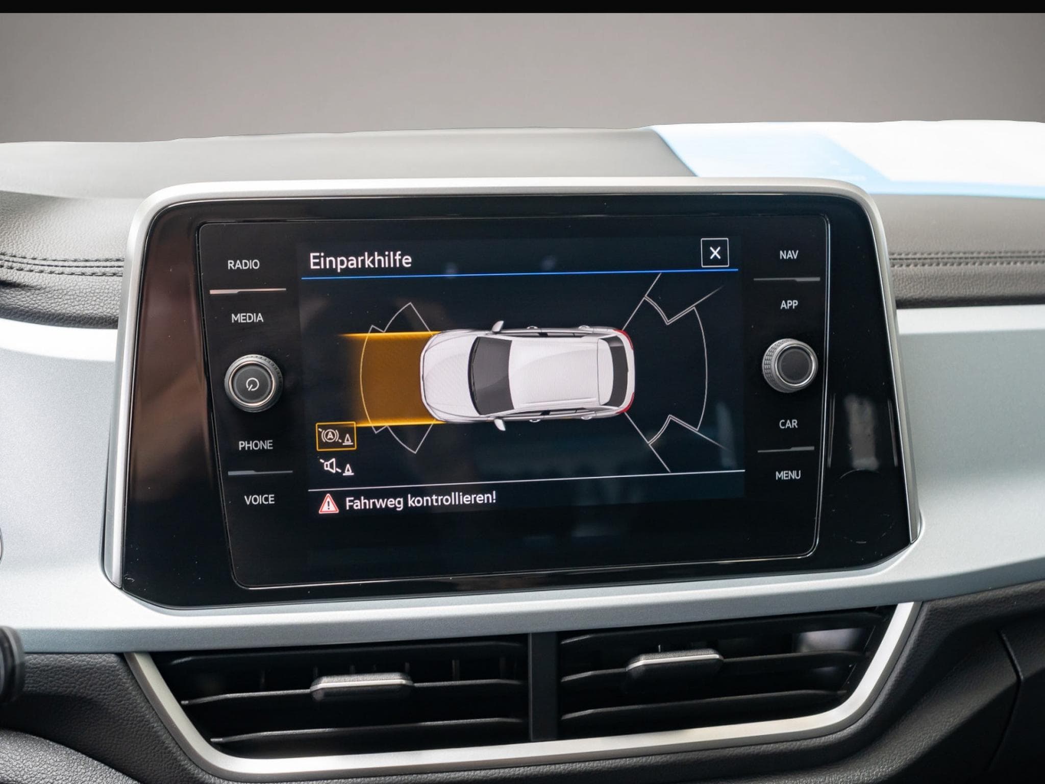VW T-Roc (2025) - Photo 7