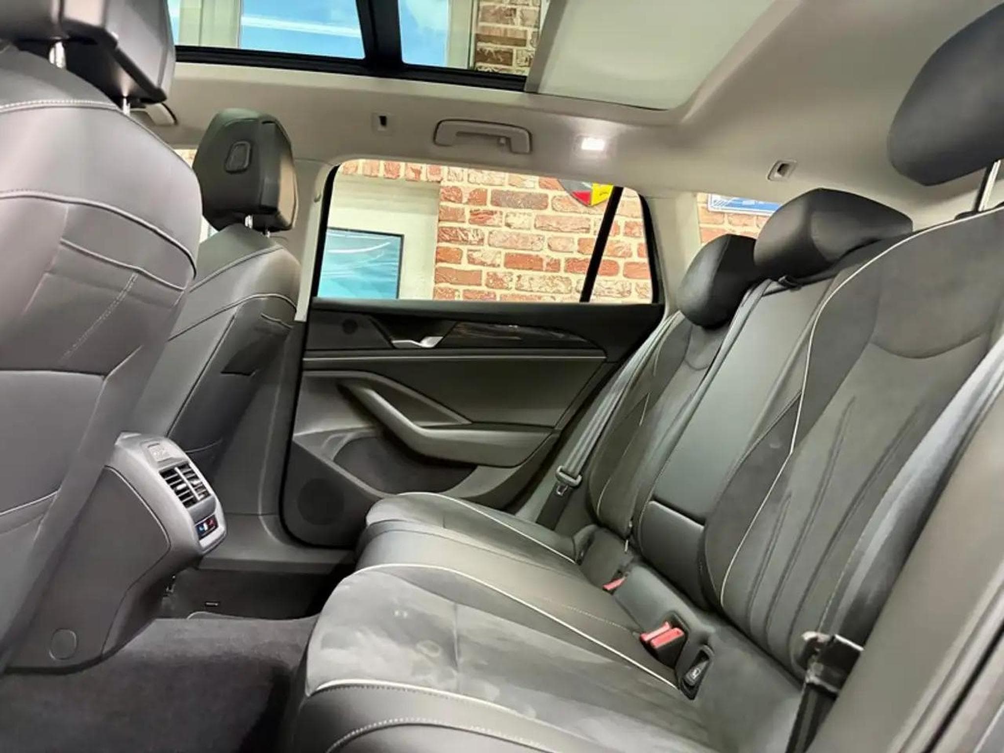 VW Passat (2025) - Photo 6
