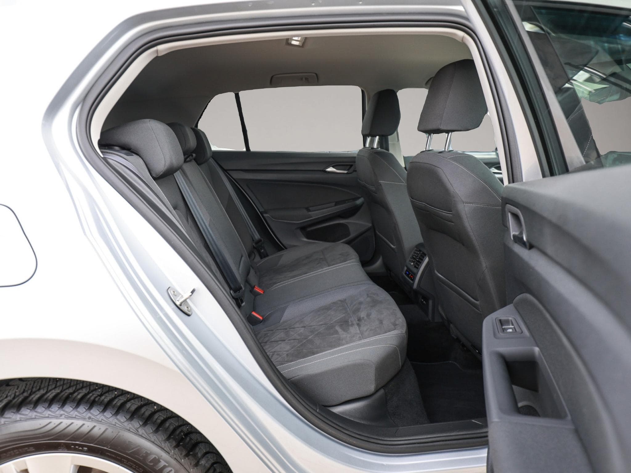 VW Golf (2022) - Photo 4