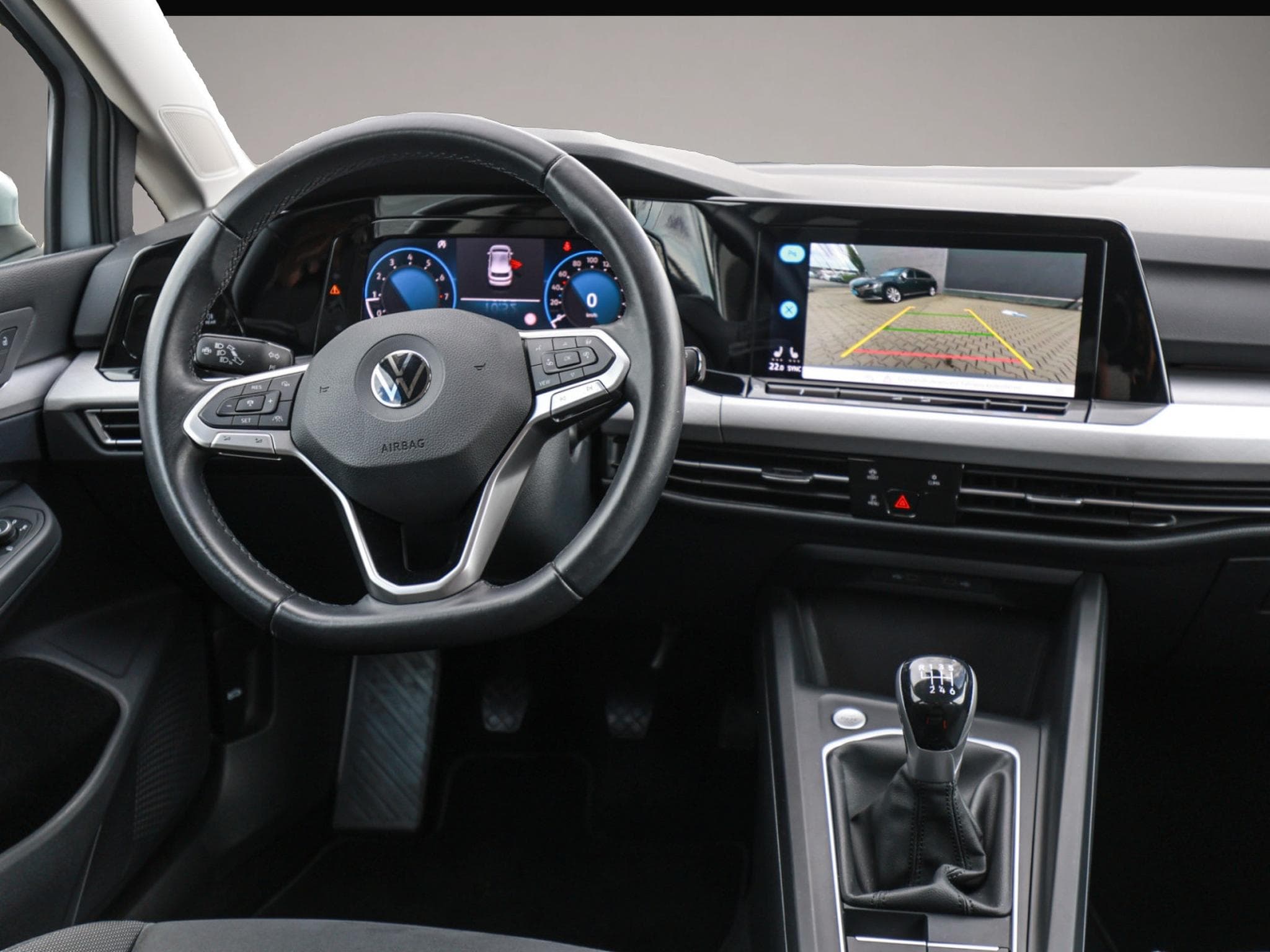 VW Golf (2022) - Photo 6