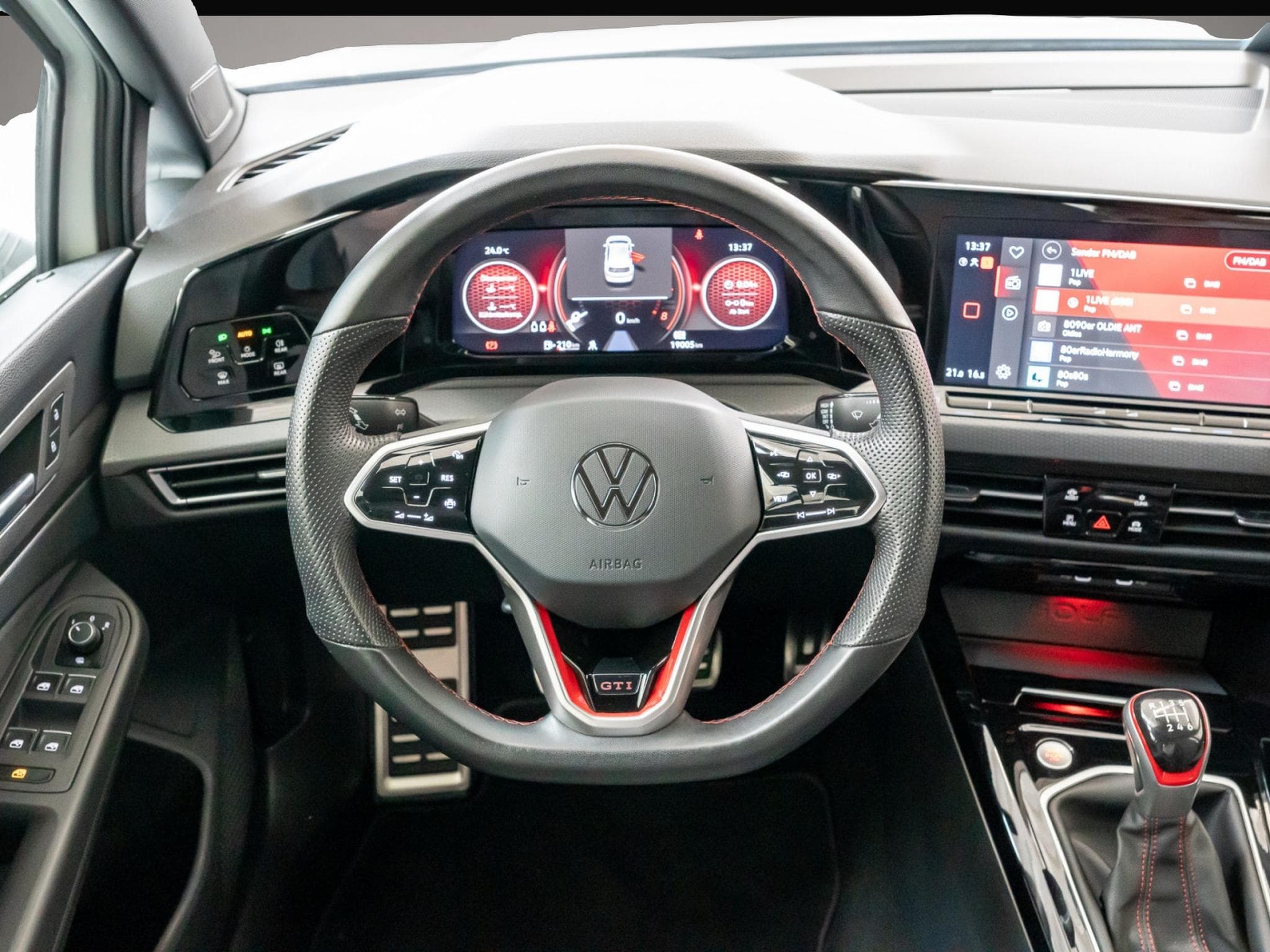 VW Golf (2024) - Photo 6