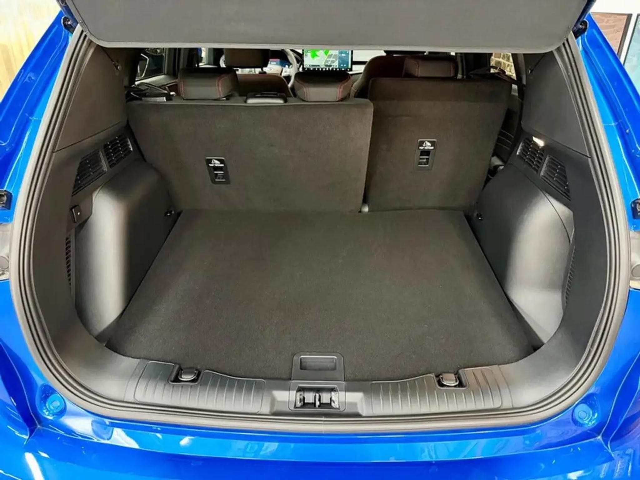 Ford Kuga (2025) - Photo 7