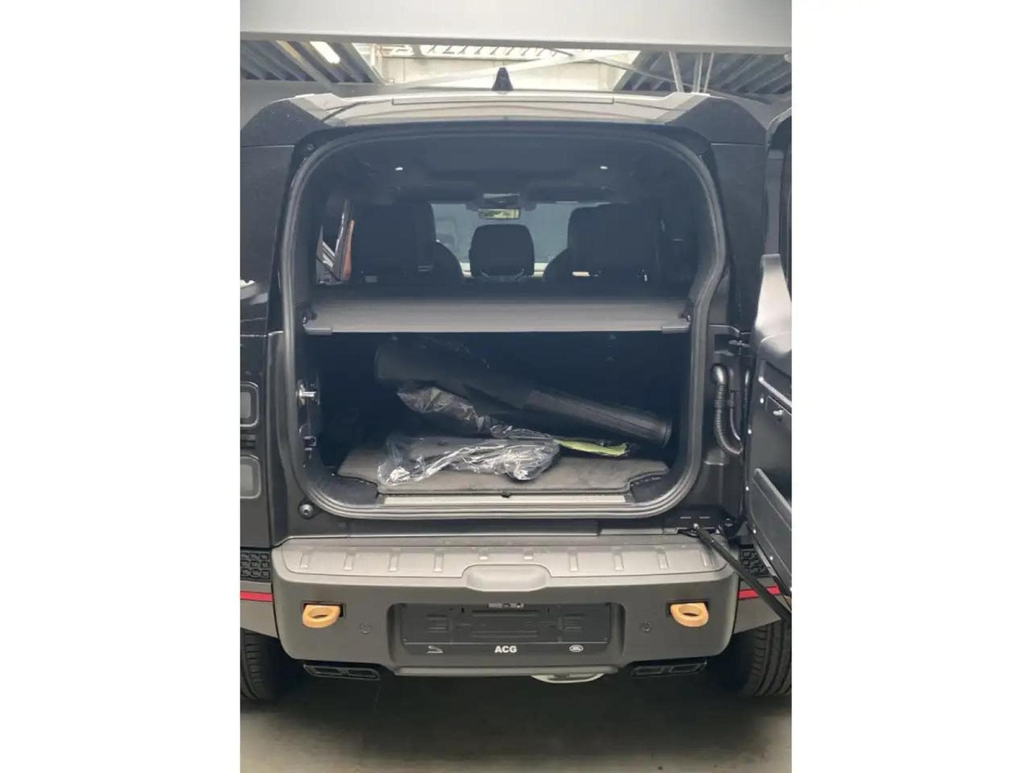 Land-Rover Defender (2026) - Photo 10