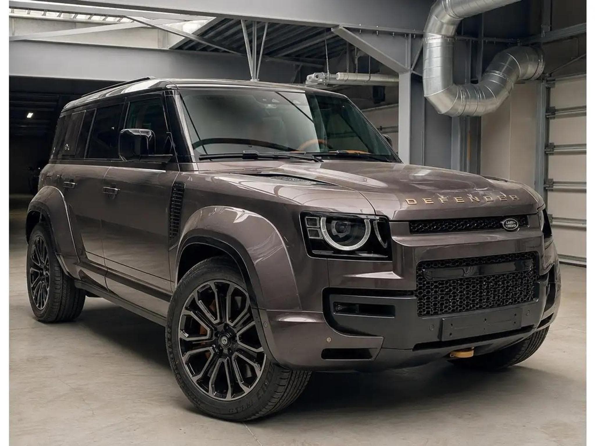 Land-Rover Defender (2026) - Photo 2