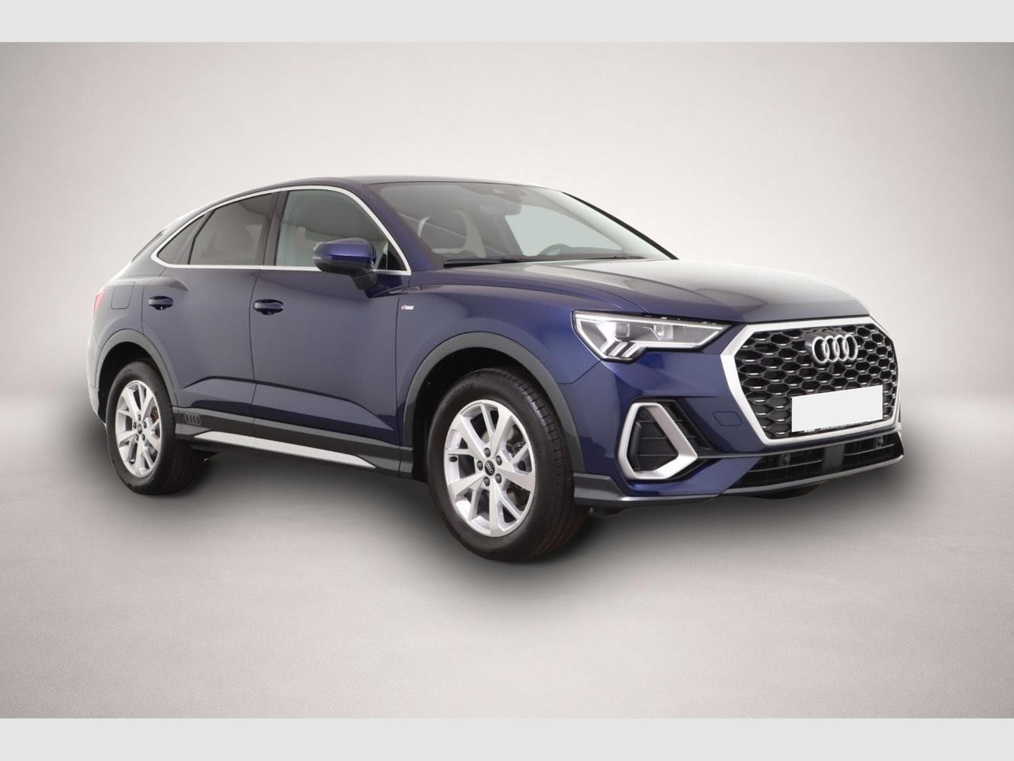Audi Q3 (2025) - Photo 4
