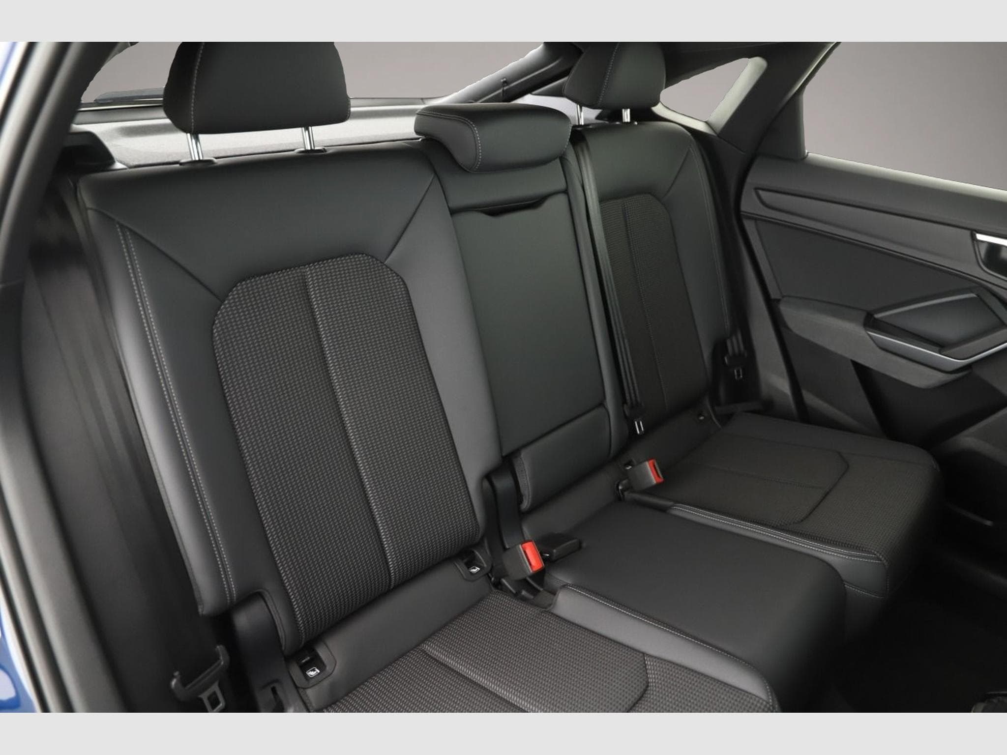 Audi Q3 (2025) - Photo 5