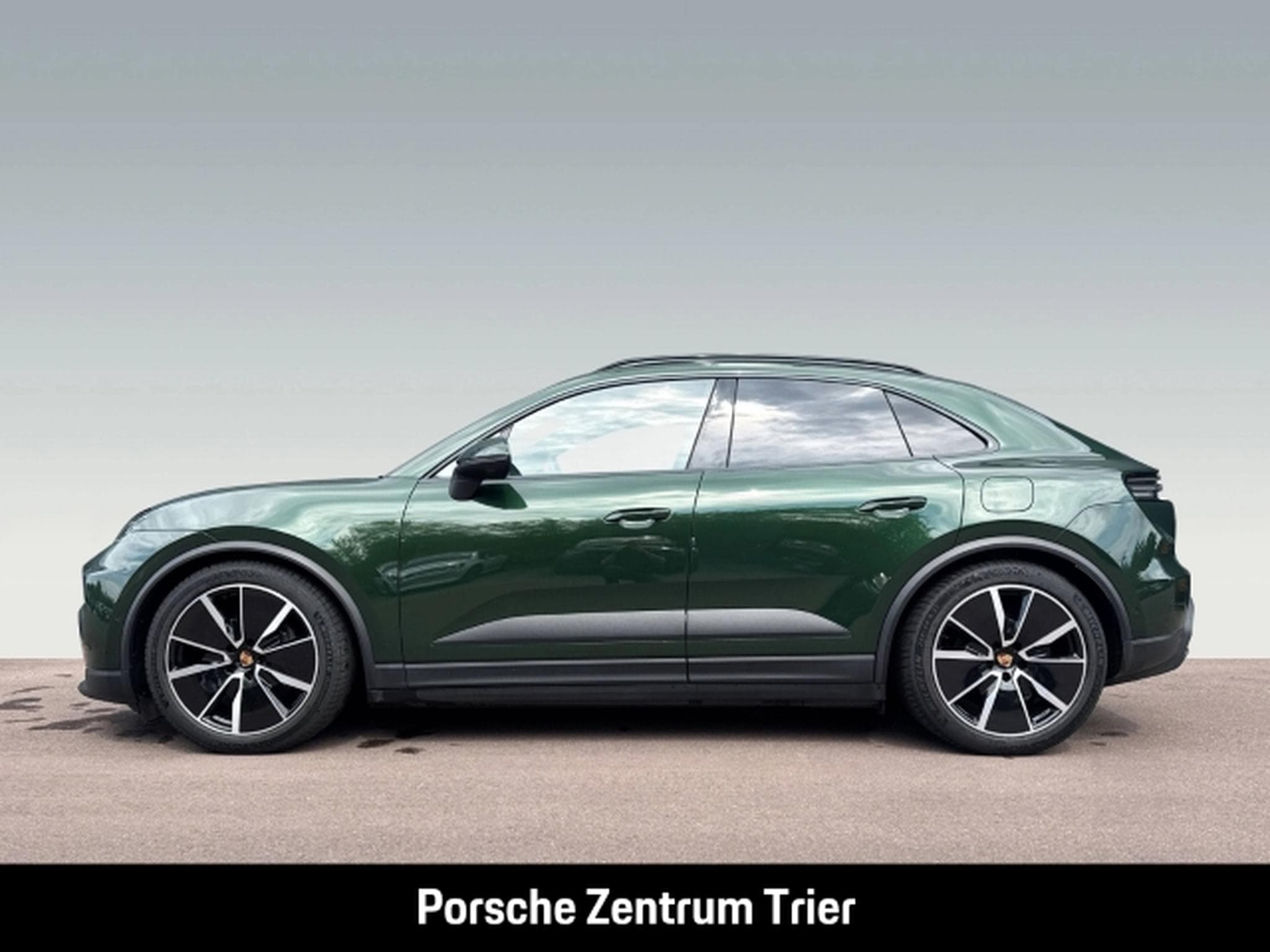 Porsche Macan InnoDrive LED-Matrix Surround-View BOSE (2024) - Photo 2