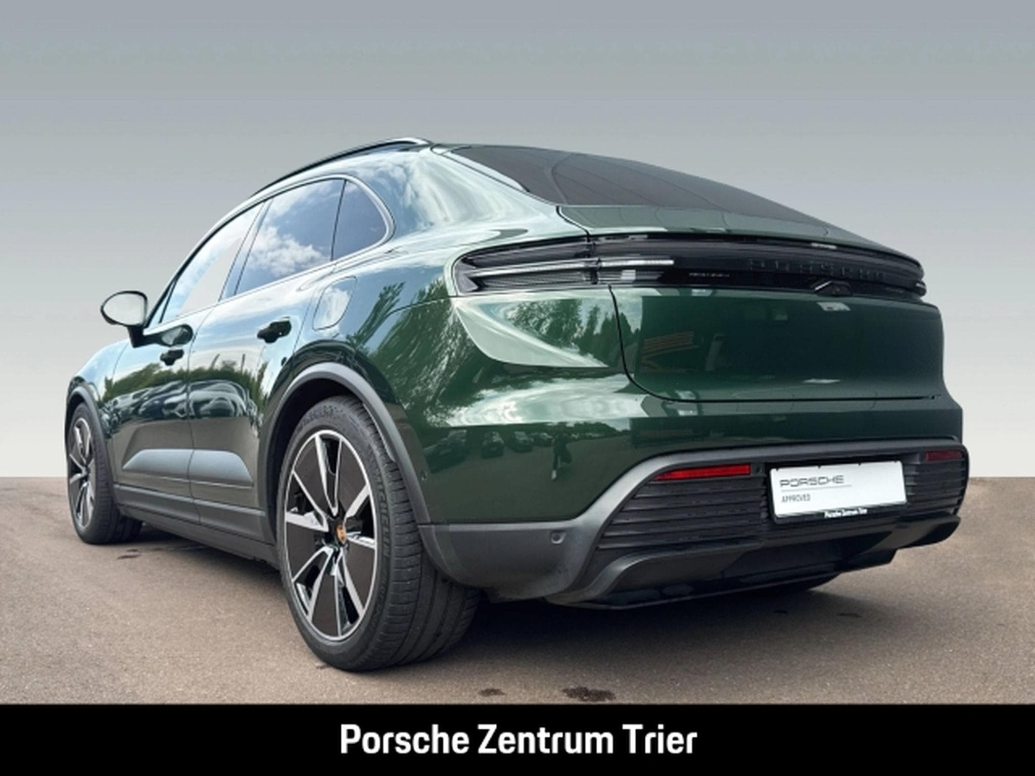 Porsche Macan InnoDrive LED-Matrix Surround-View BOSE (2024) - Photo 3