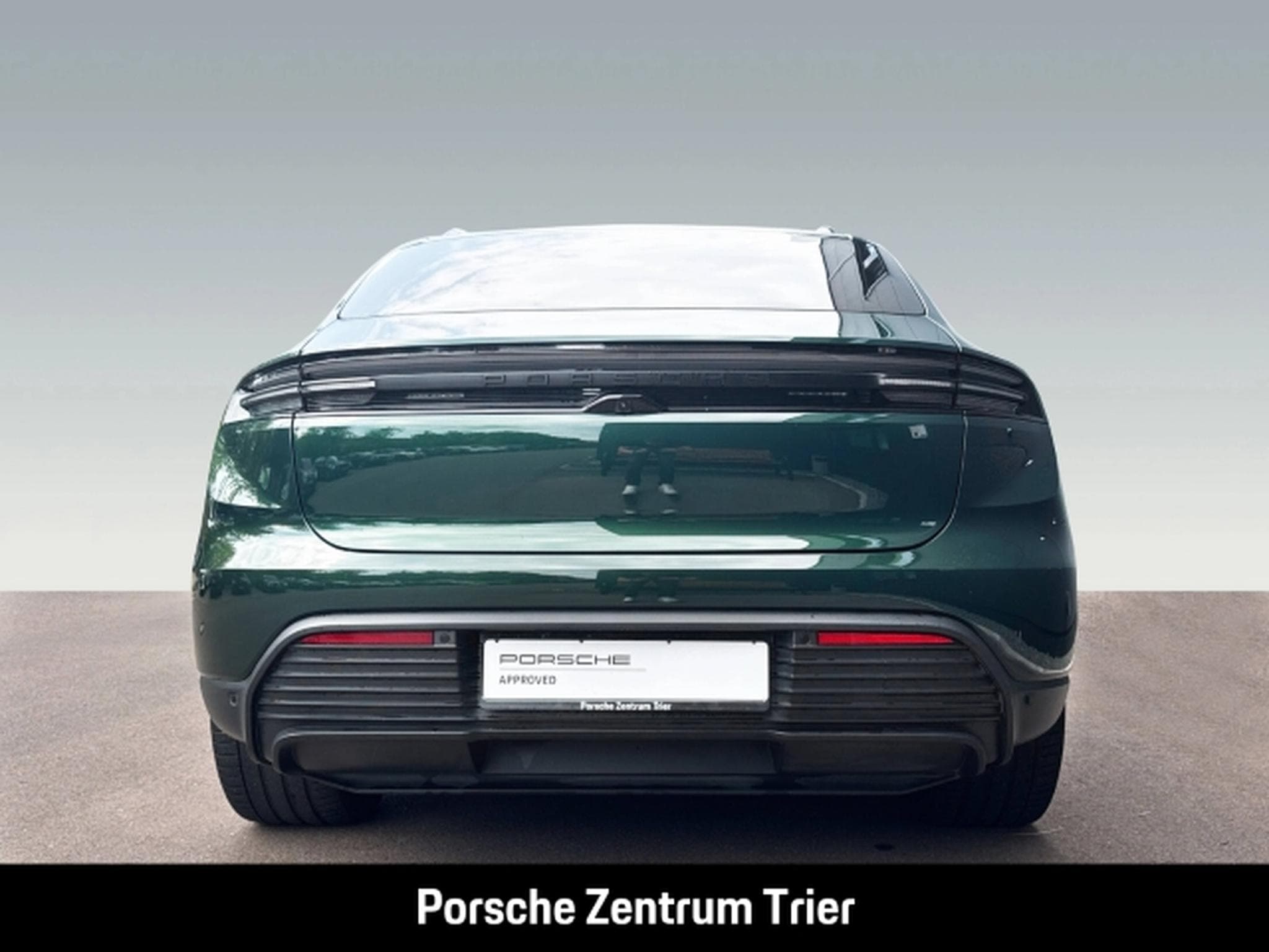 Porsche Macan InnoDrive LED-Matrix Surround-View BOSE (2024) - Photo 7