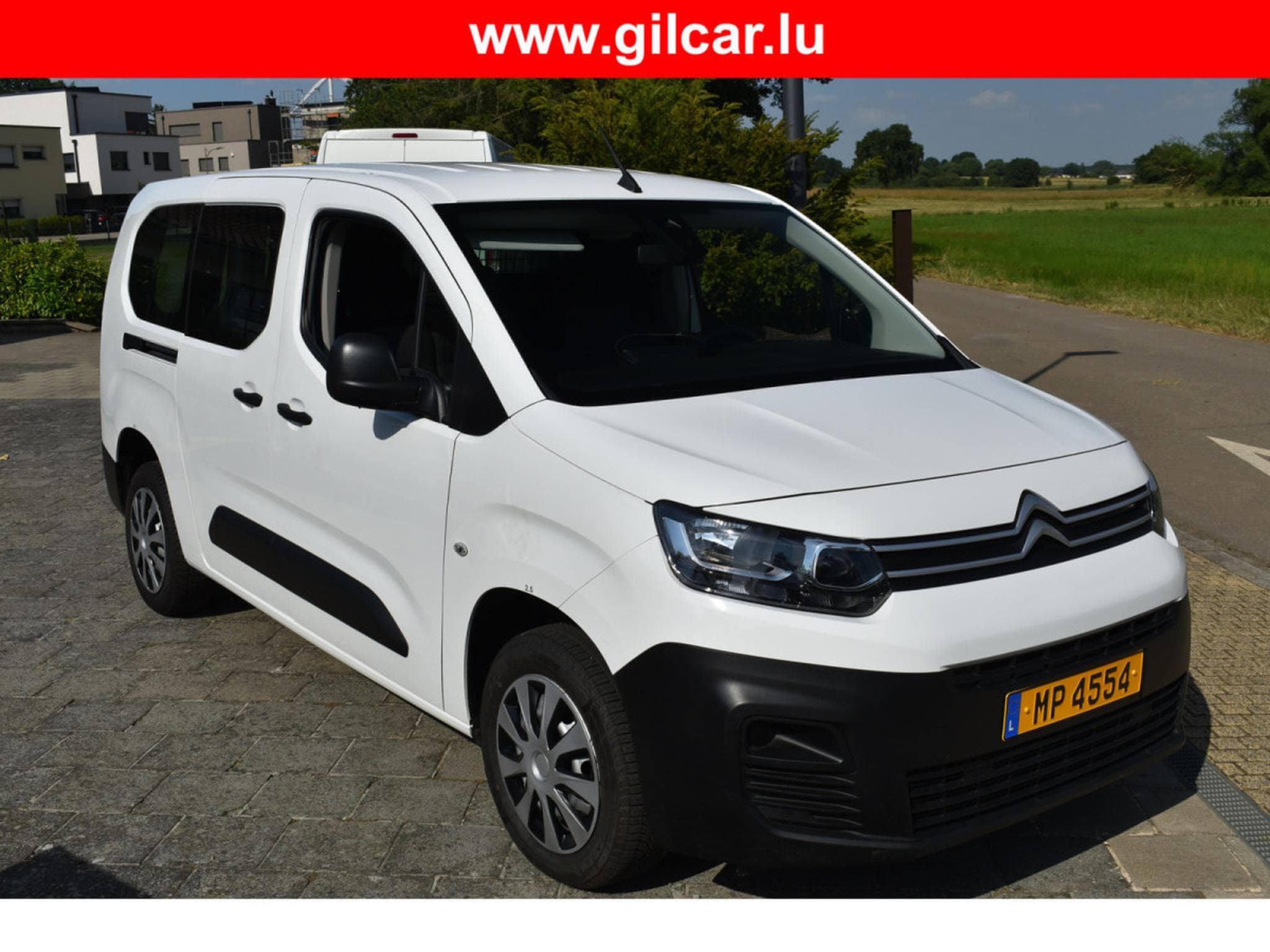 Citroën Berlingo Maxi 1,5 DCi 100 3 places très bon état (2021) - Photo 1