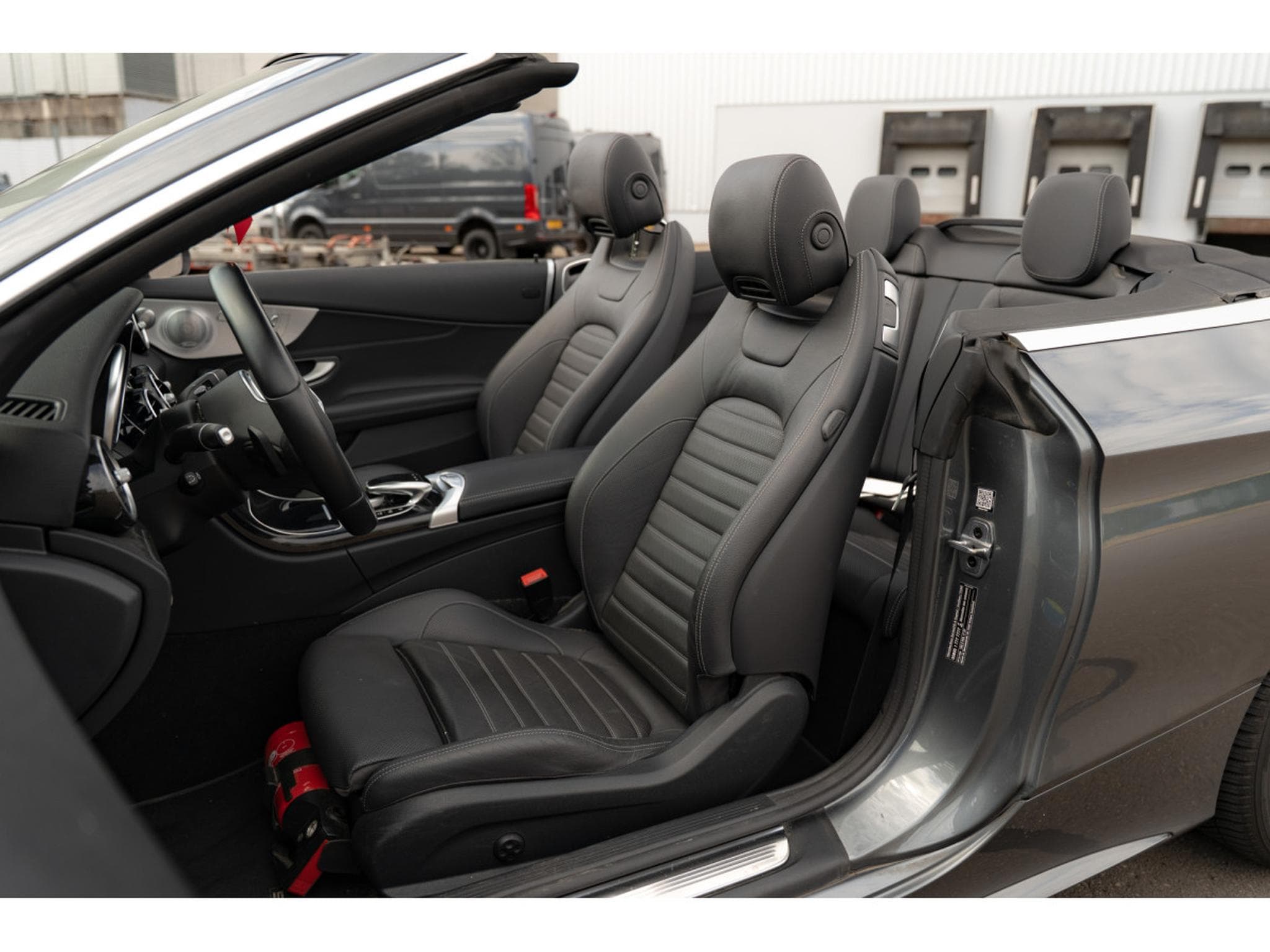 Mercedes C 200 4MATIC Cabriolet (2019) - Photo 9