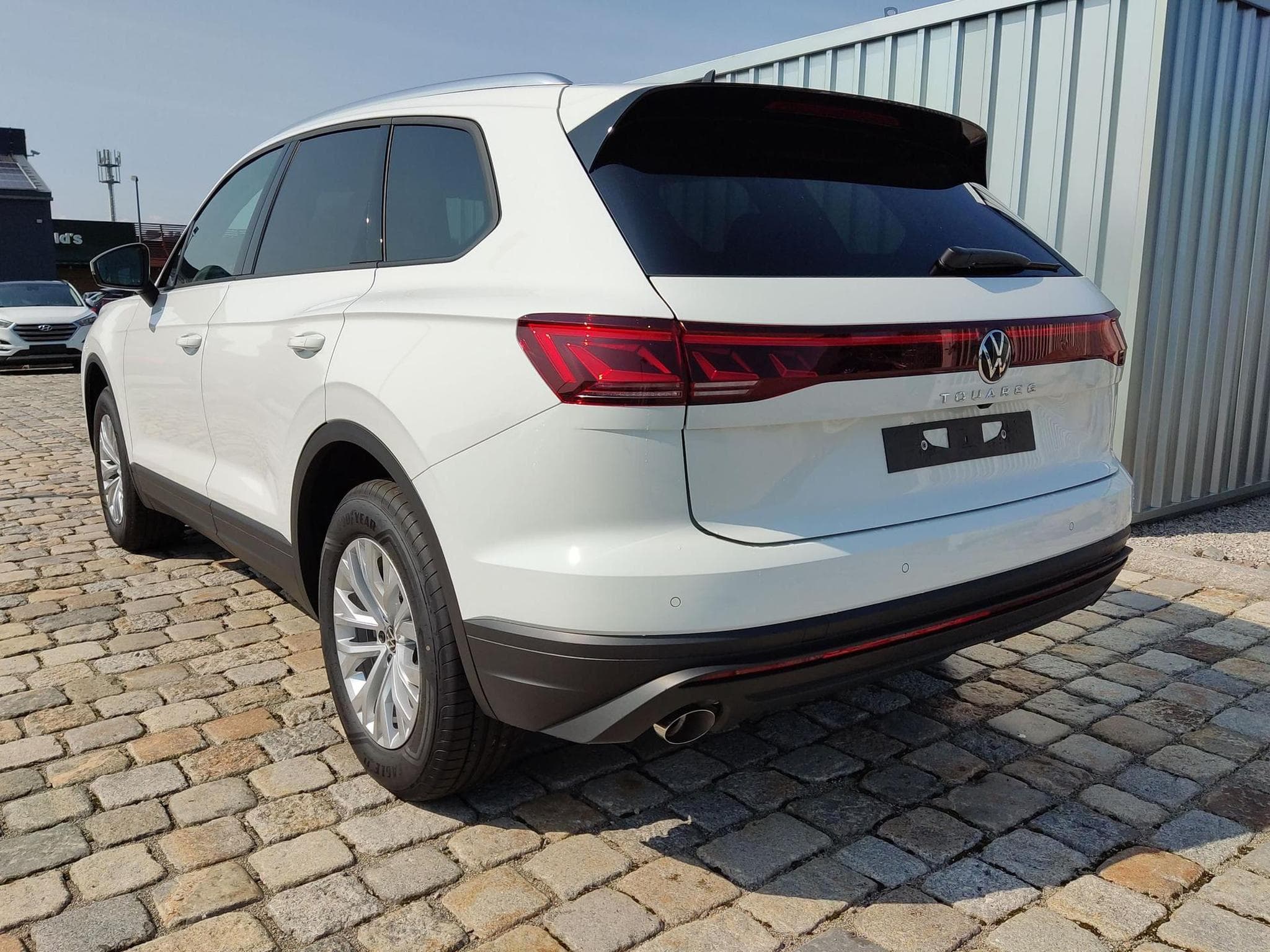 VW Touareg Limited 3.0 V6 (2026) - Photo 4
