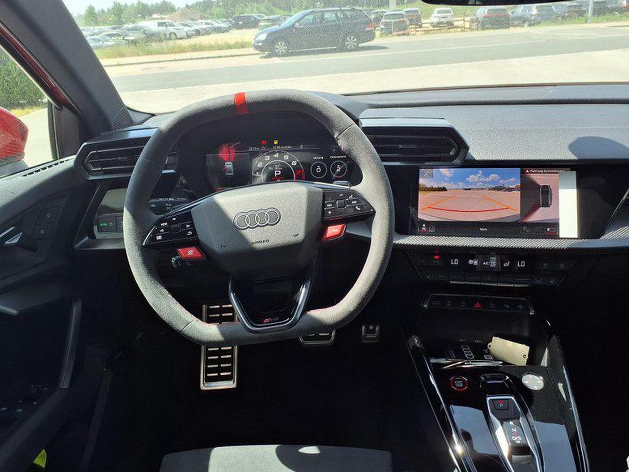 Audi RS3 Limousine 2.5 TFSI 7-Gang S tronic (2026) - Photo 6