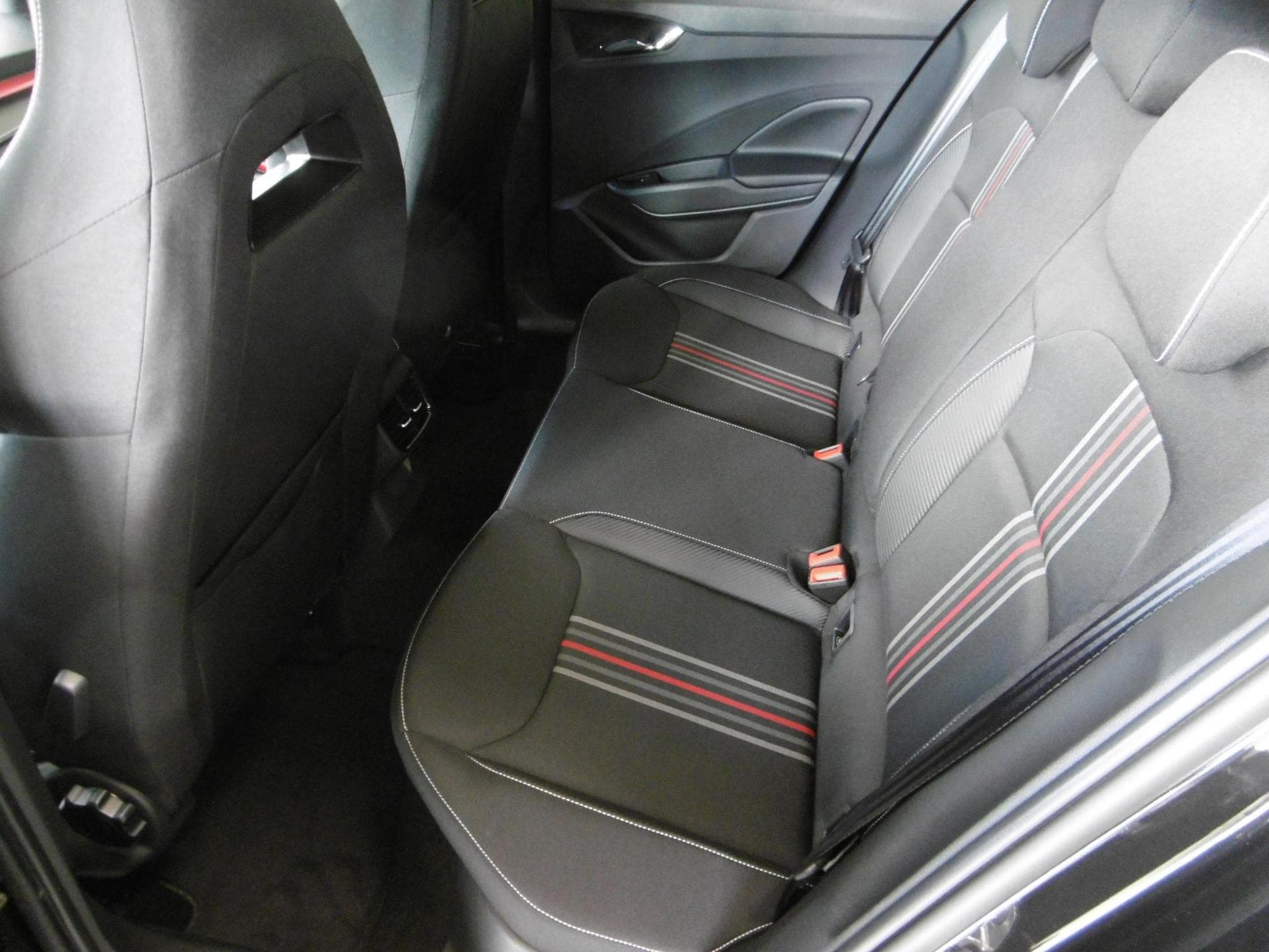 Skoda Fabia Monte Carlo 1.0 (2026) - Photo 3