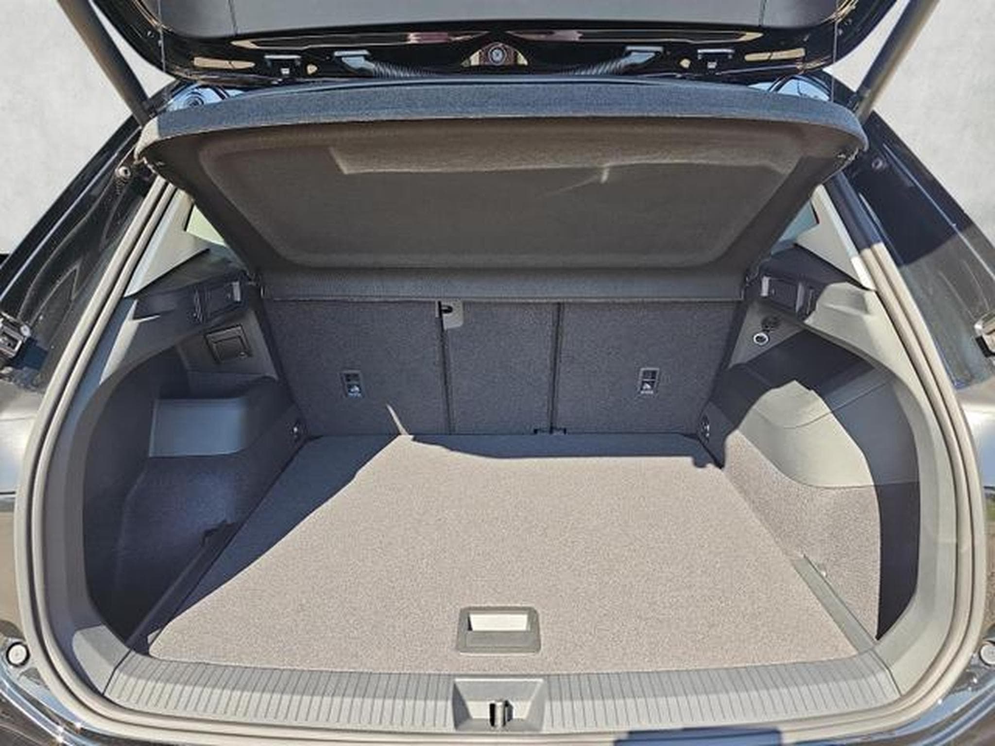 VW Tiguan 1.5 eTSI 110 kW Life (2026) - Photo 14