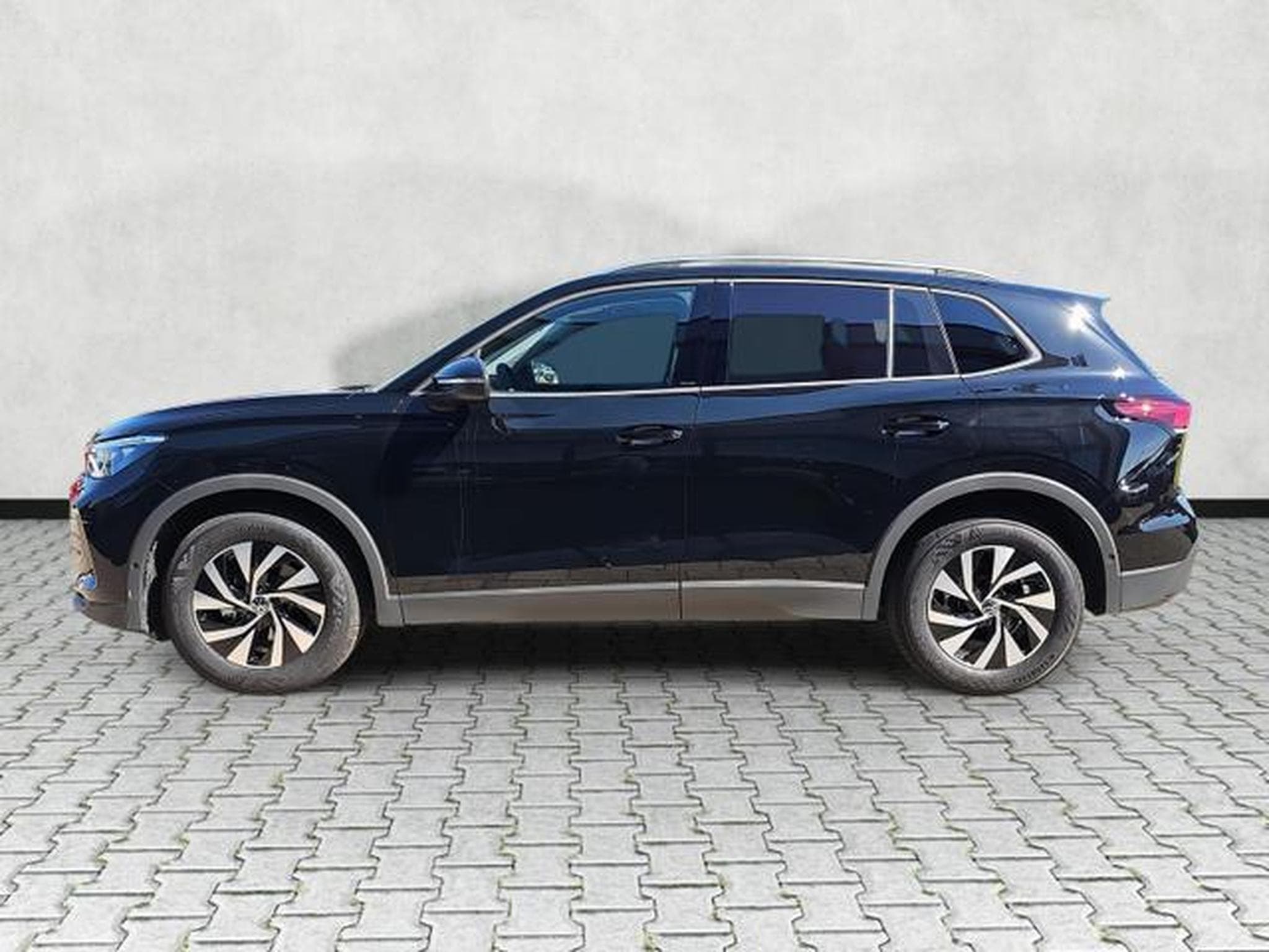 VW Tiguan 1.5 eTSI 110 kW Life (2026) - Photo 4