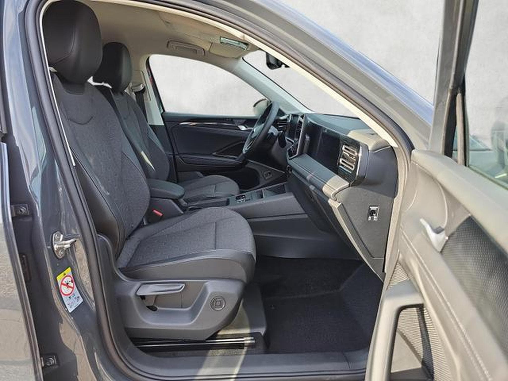 VW Tiguan 1.5 eTSI 110 kW Life (2026) - Photo 10