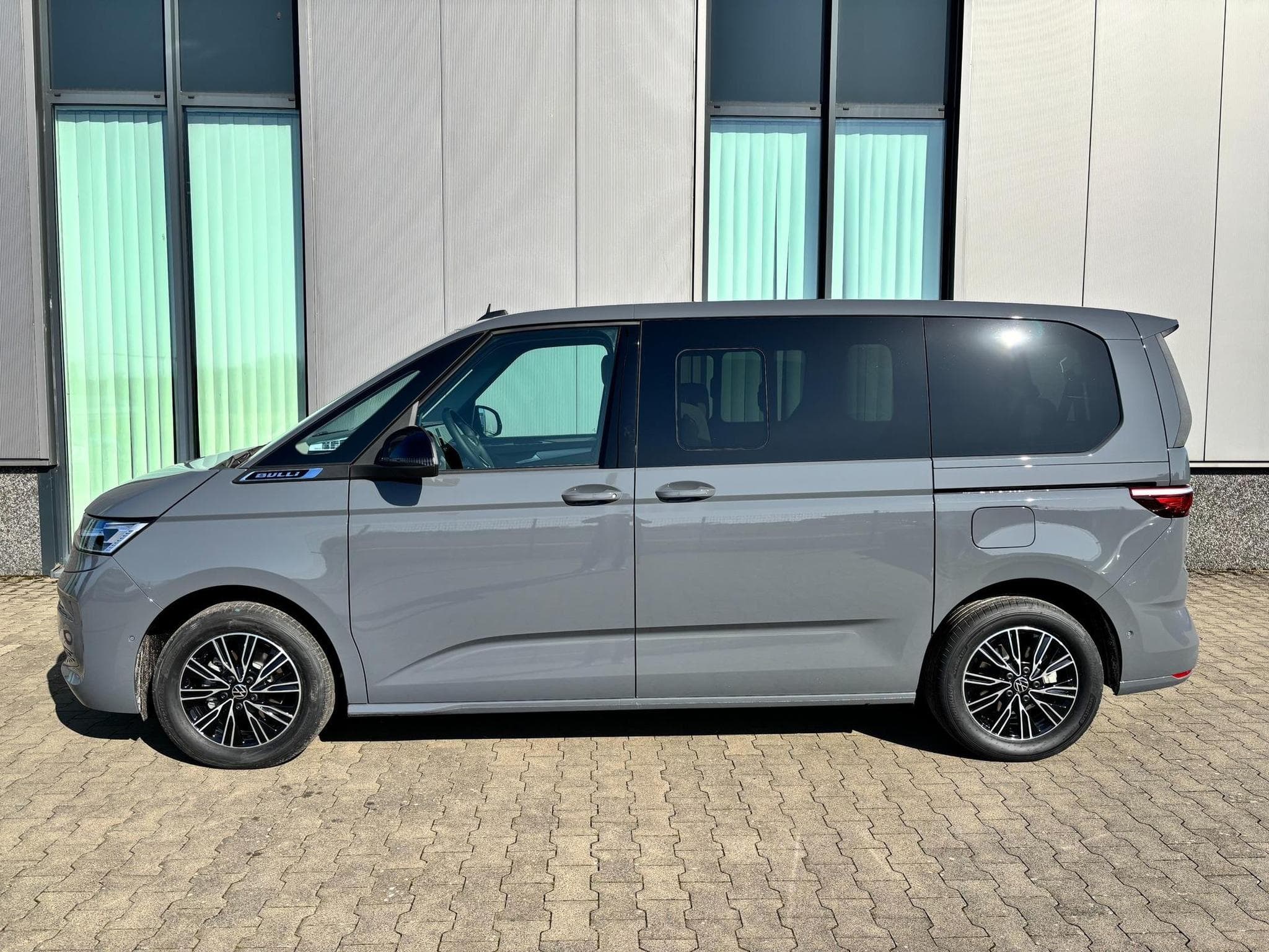 VW T7 Business (2026) - Photo 1