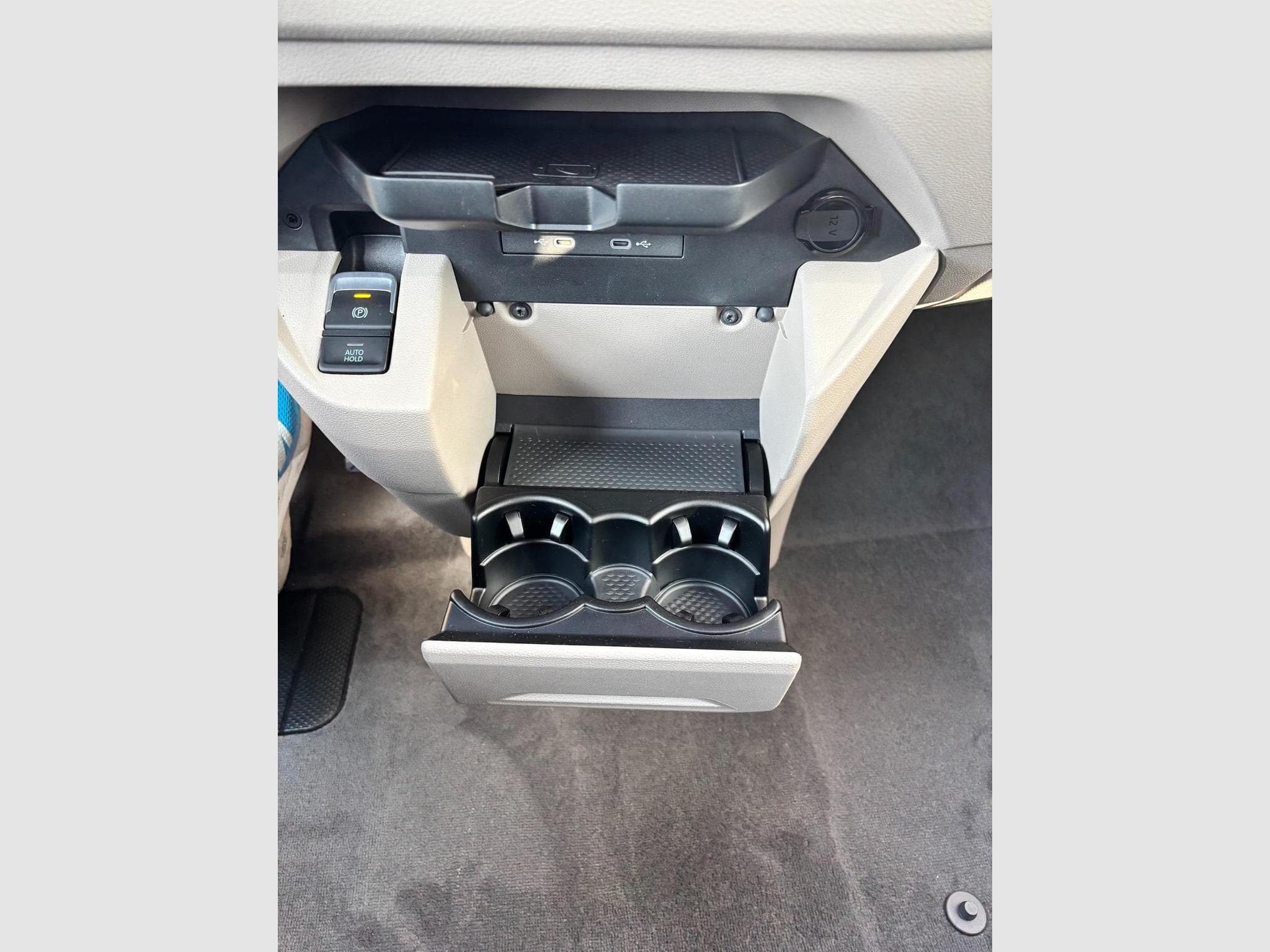 VW T7 Business (2026) - Photo 16