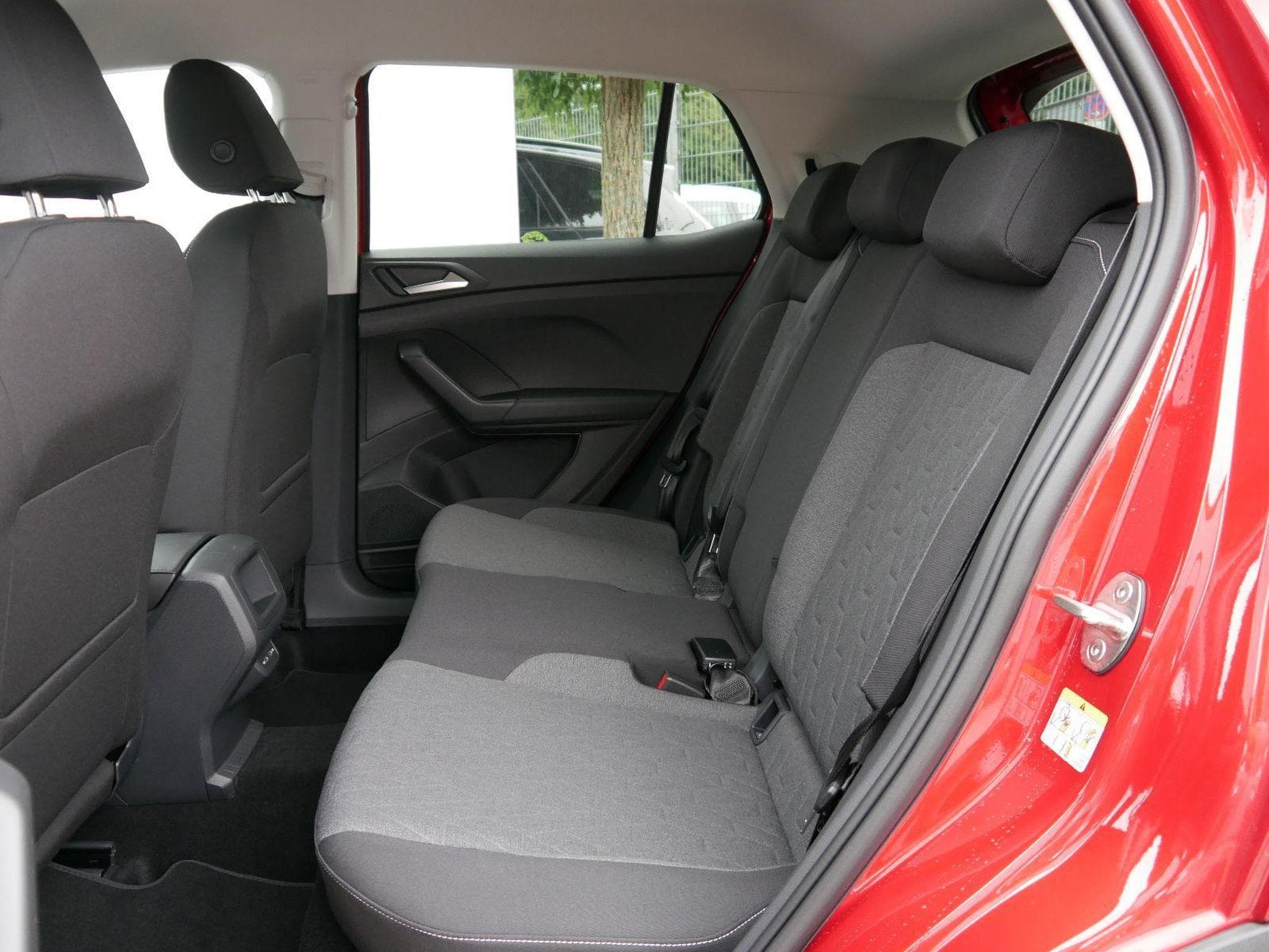 VW T-Cross LIFE (2026) - Photo 7