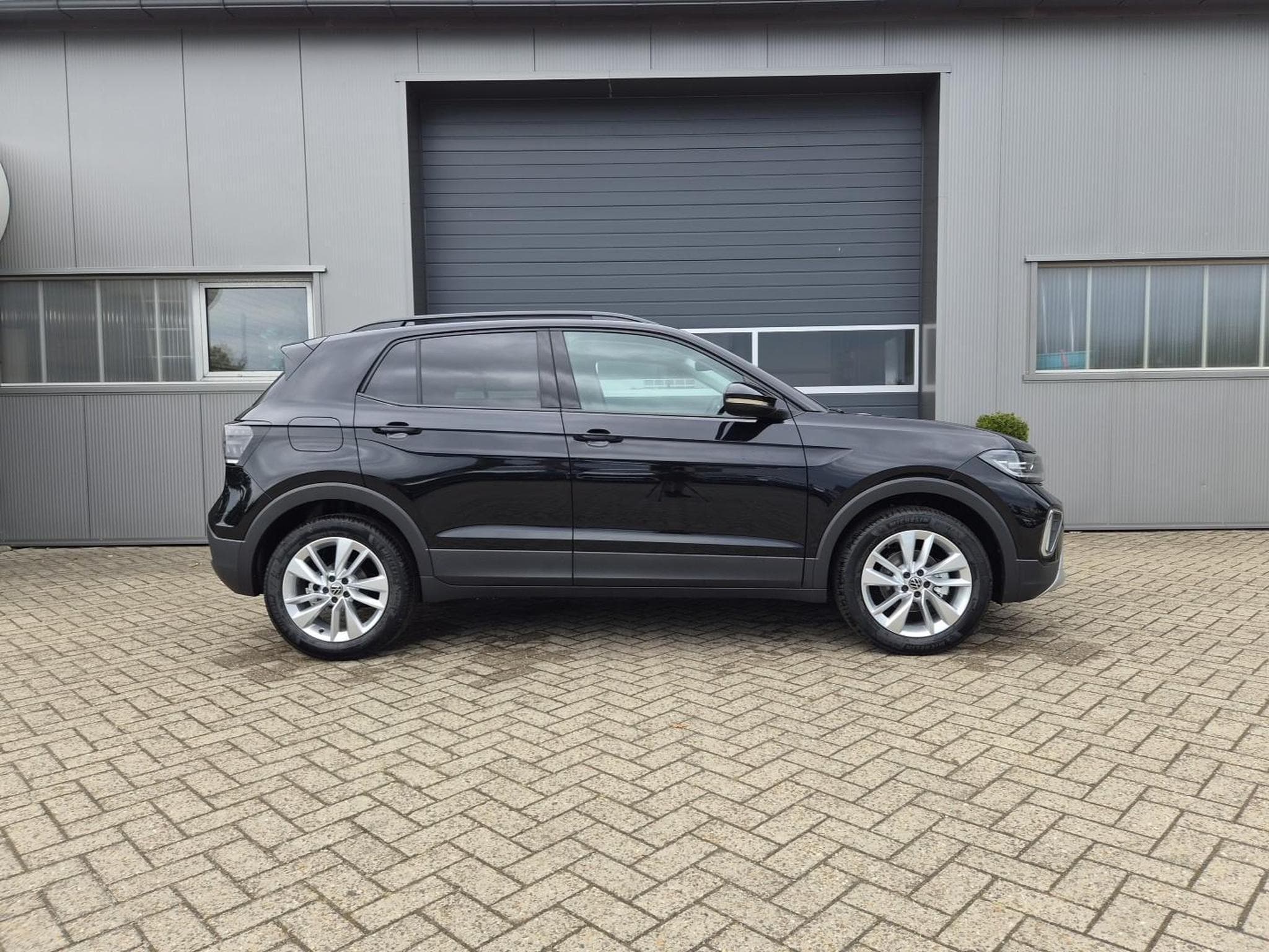 VW T-Cross 1.0 TSI 116PS (2026) - Photo 6