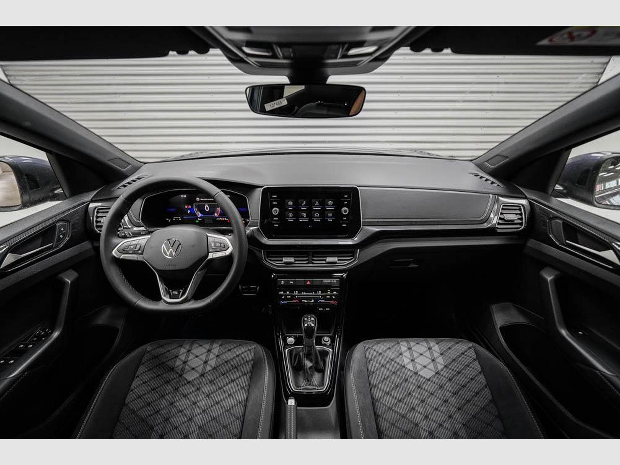 VW T-Cross 1,5 TSI DSG (2026) - Photo 6