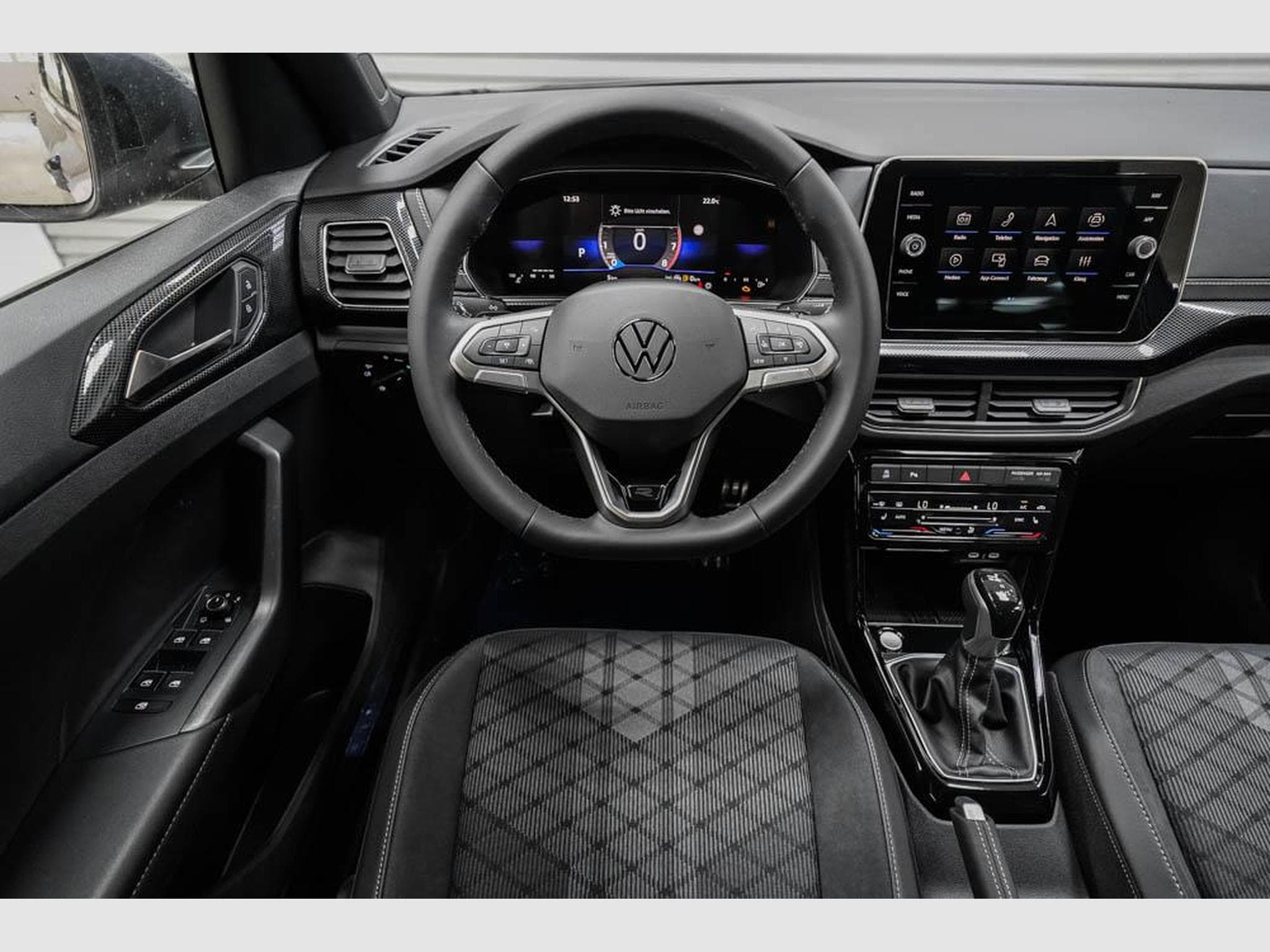 VW T-Cross 1,5 TSI DSG (2026) - Photo 8