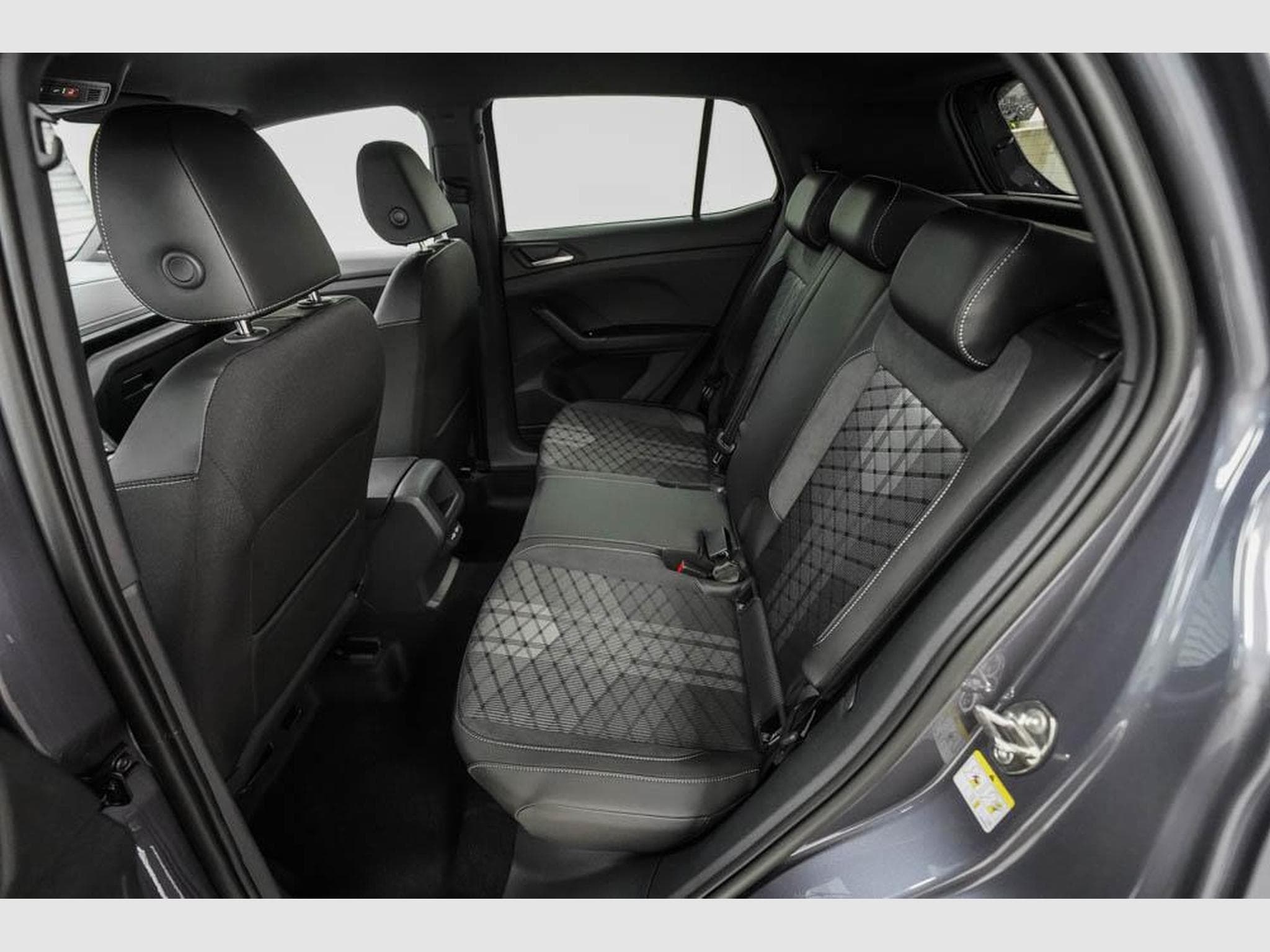 VW T-Cross 1,5 TSI DSG (2026) - Photo 15