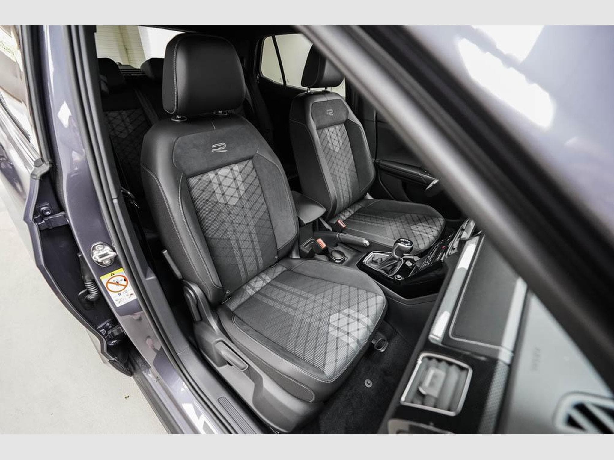 VW T-Cross 1,5 TSI DSG (2026) - Photo 19