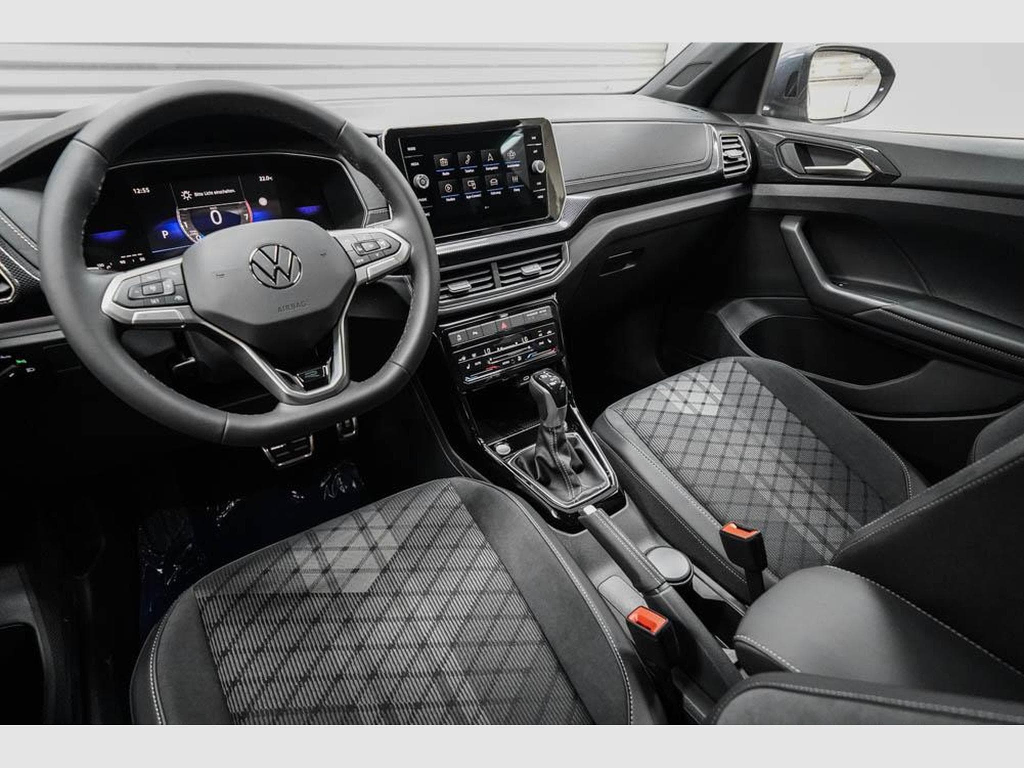 VW T-Cross 1,5 TSI DSG (2026) - Photo 7
