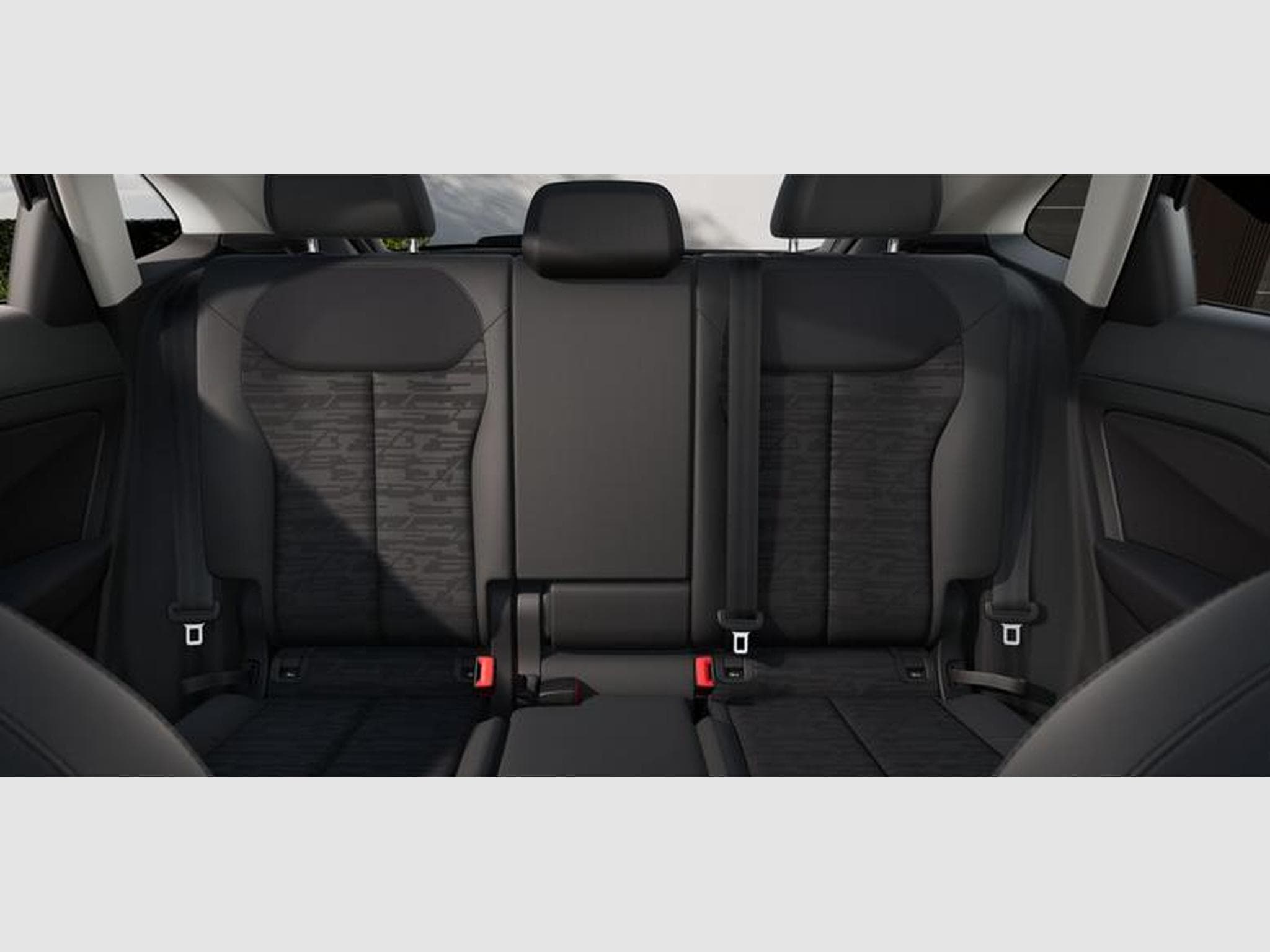 Audi Q3 S line 2.0 TSI 7-Gang DSG (2026) - Photo 4
