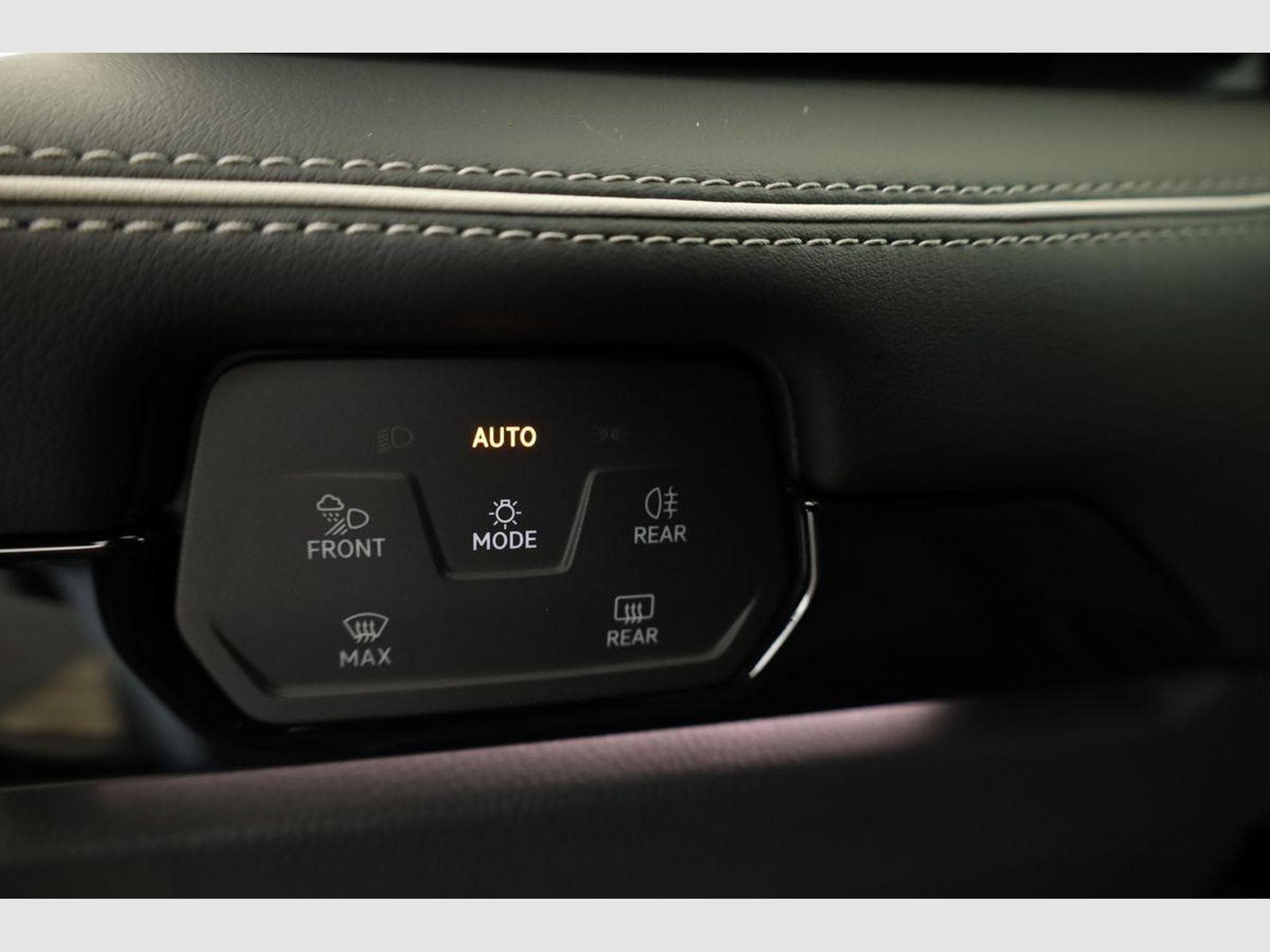 VW ID.7 Kombi Pro 210 kW (2026) - Photo 8
