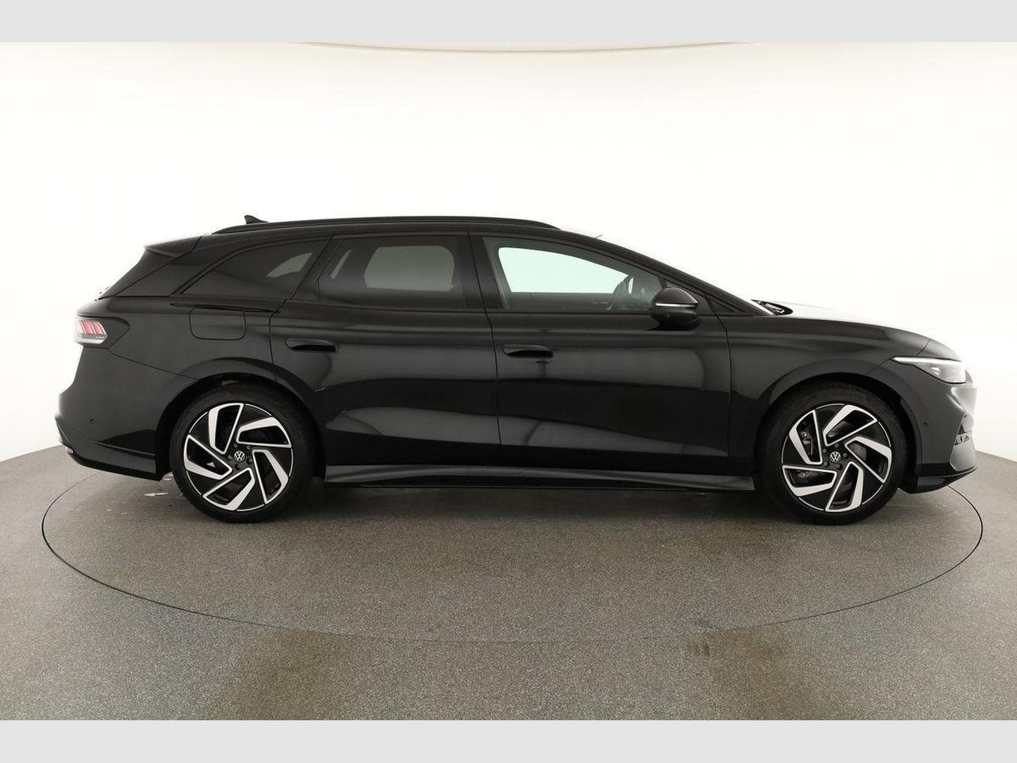 VW ID.7 Kombi Pro 210 kW (2026) - Photo 22