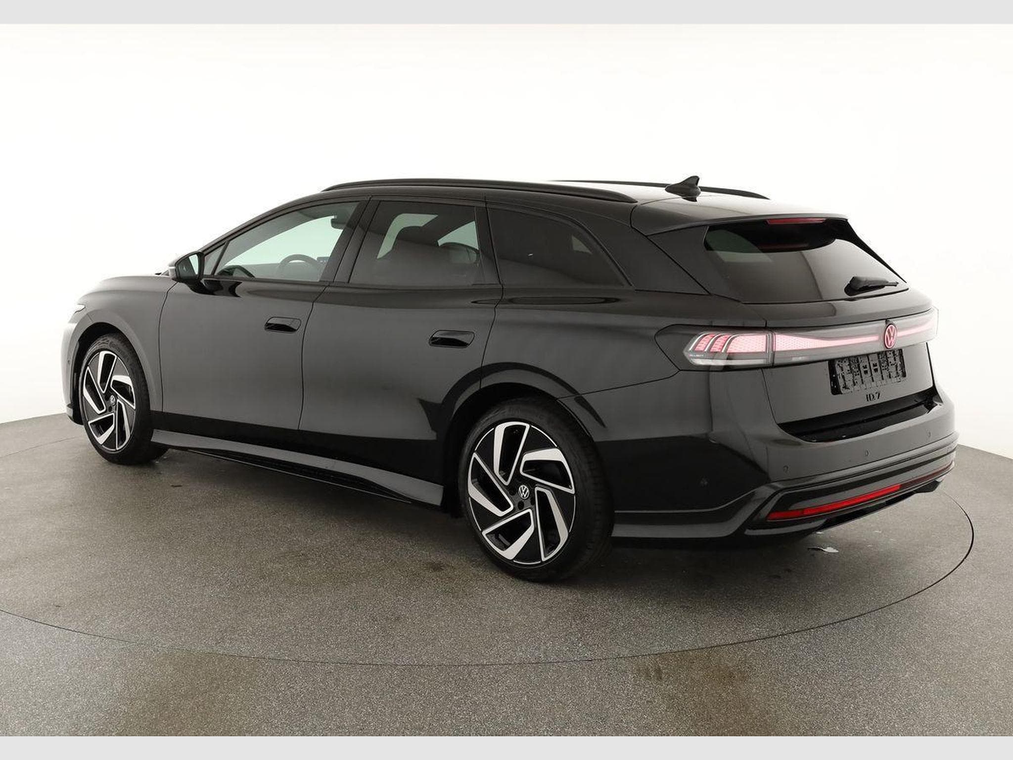 VW ID.7 Kombi Pro 210 kW (2026) - Photo 3