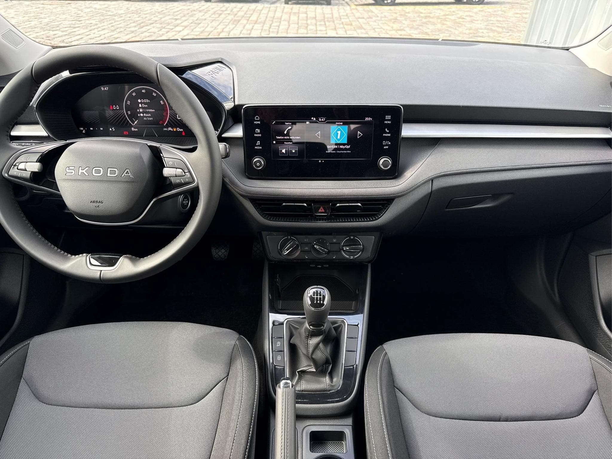 Skoda Fabia EXTRA PLUS 1.0 (2026) - Photo 16