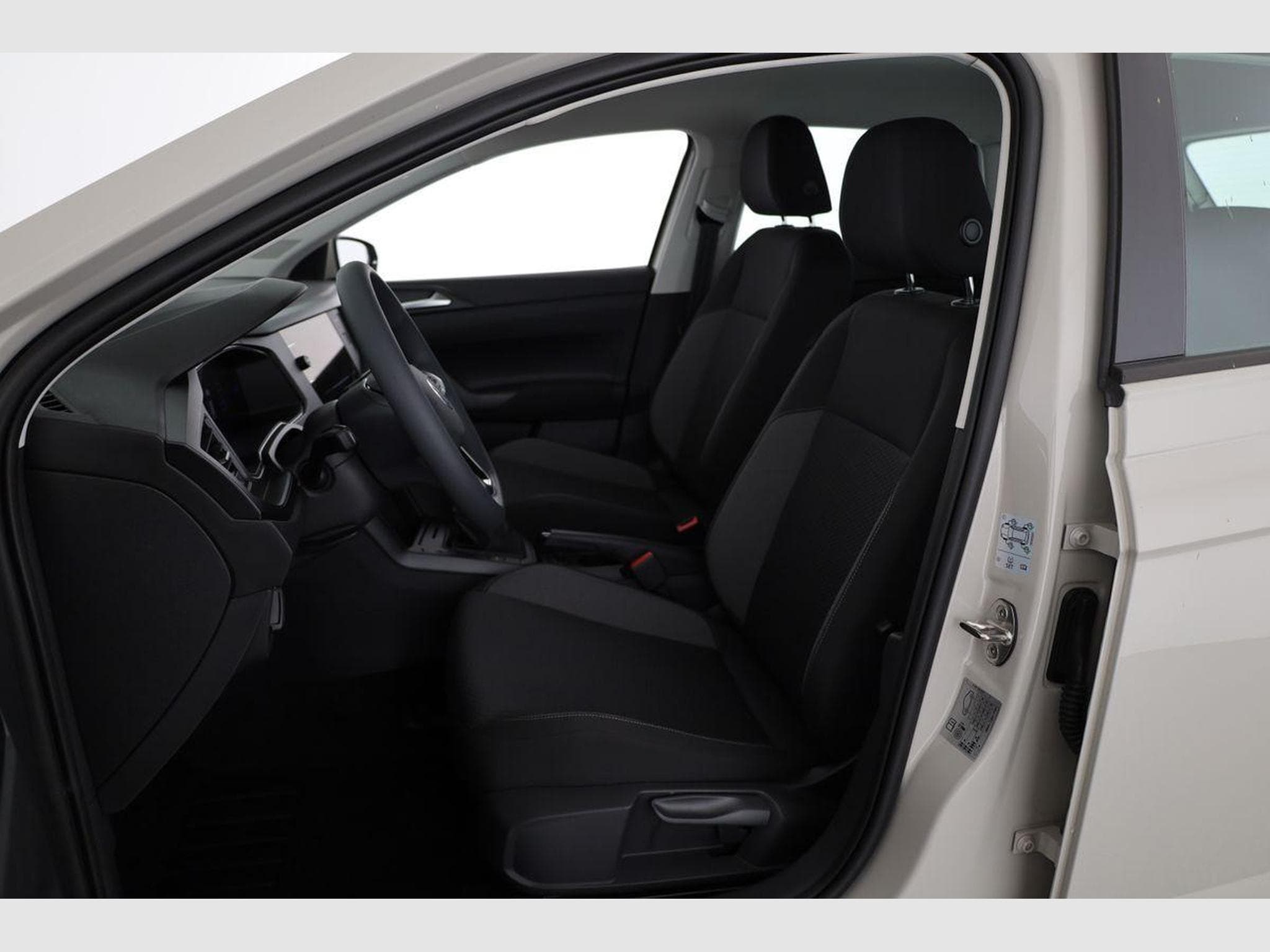 VW Polo Basis (2026) - Photo 9
