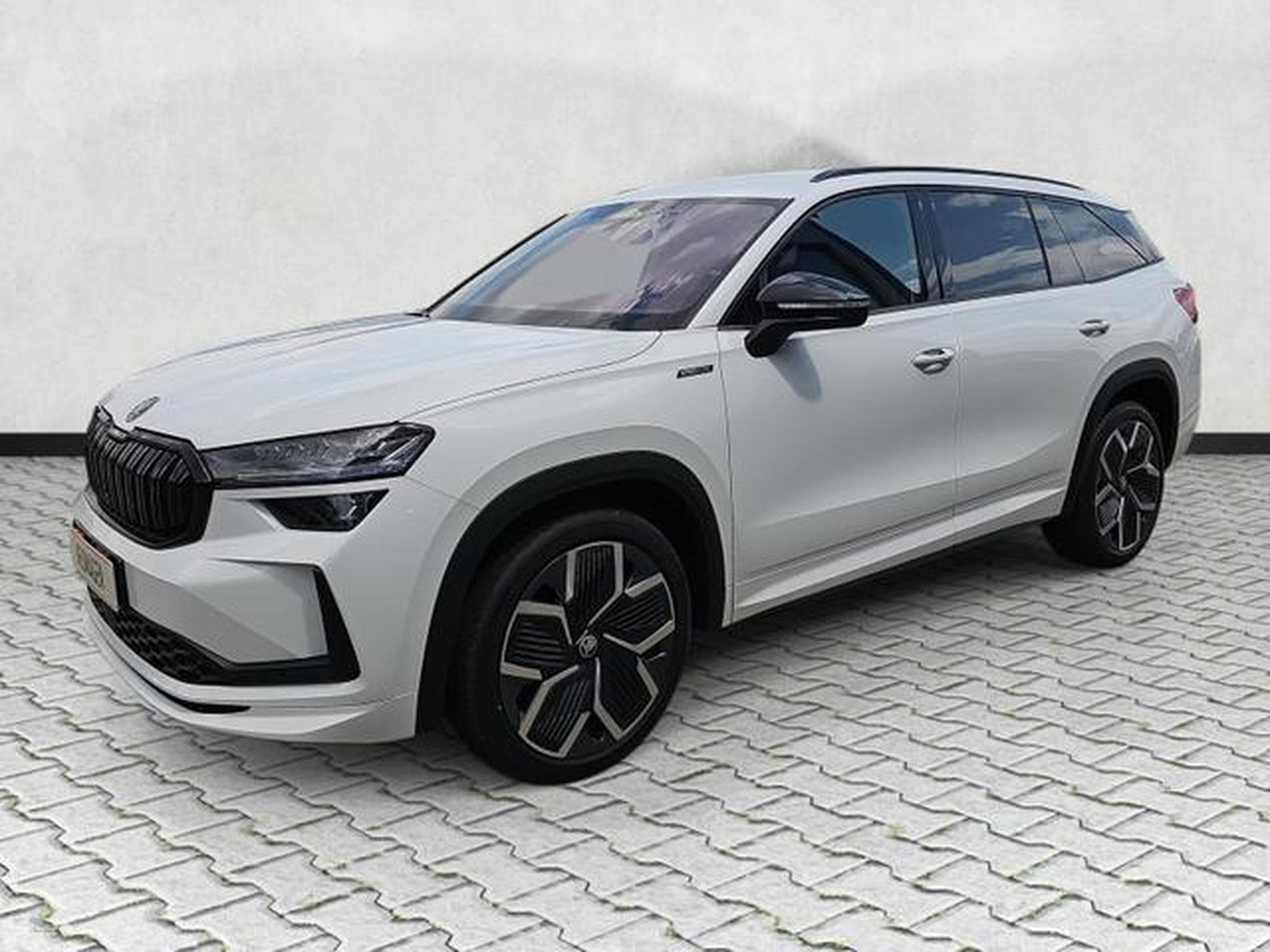Skoda Kodiaq 2.0 TDI 142kW 4x4 Sportline (2026) - Photo 3
