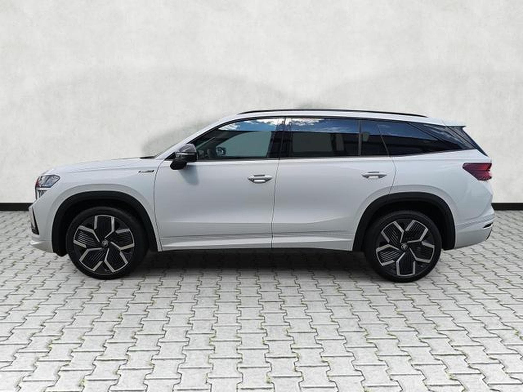 Skoda Kodiaq 2.0 TDI 142kW 4x4 Sportline (2026) - Photo 4