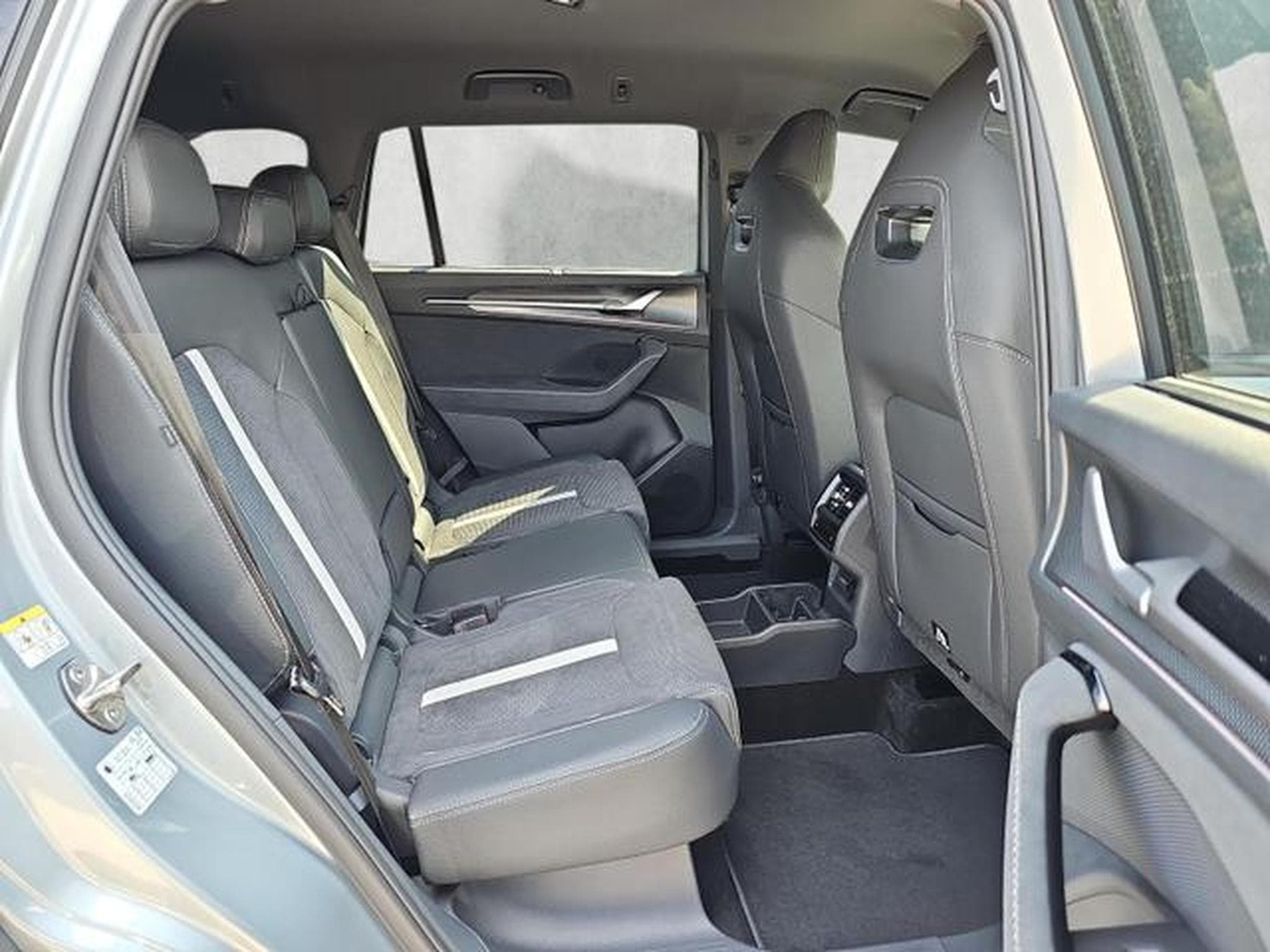 Skoda Kodiaq 1.5 TSI iV 150 kW Sportline (2026) - Photo 13