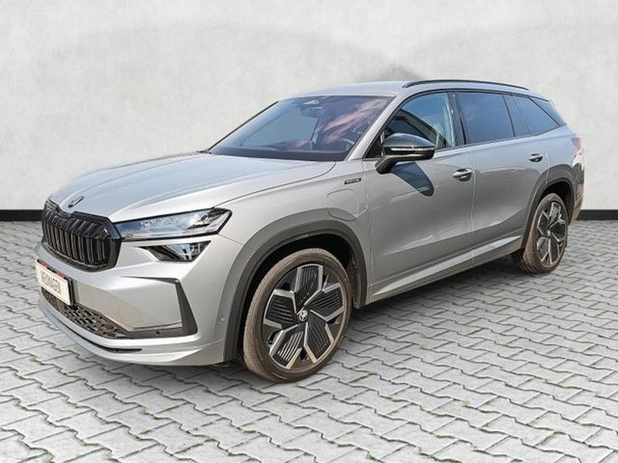 Skoda Kodiaq 1.5 TSI iV 150 kW Sportline (2026) - Photo 3