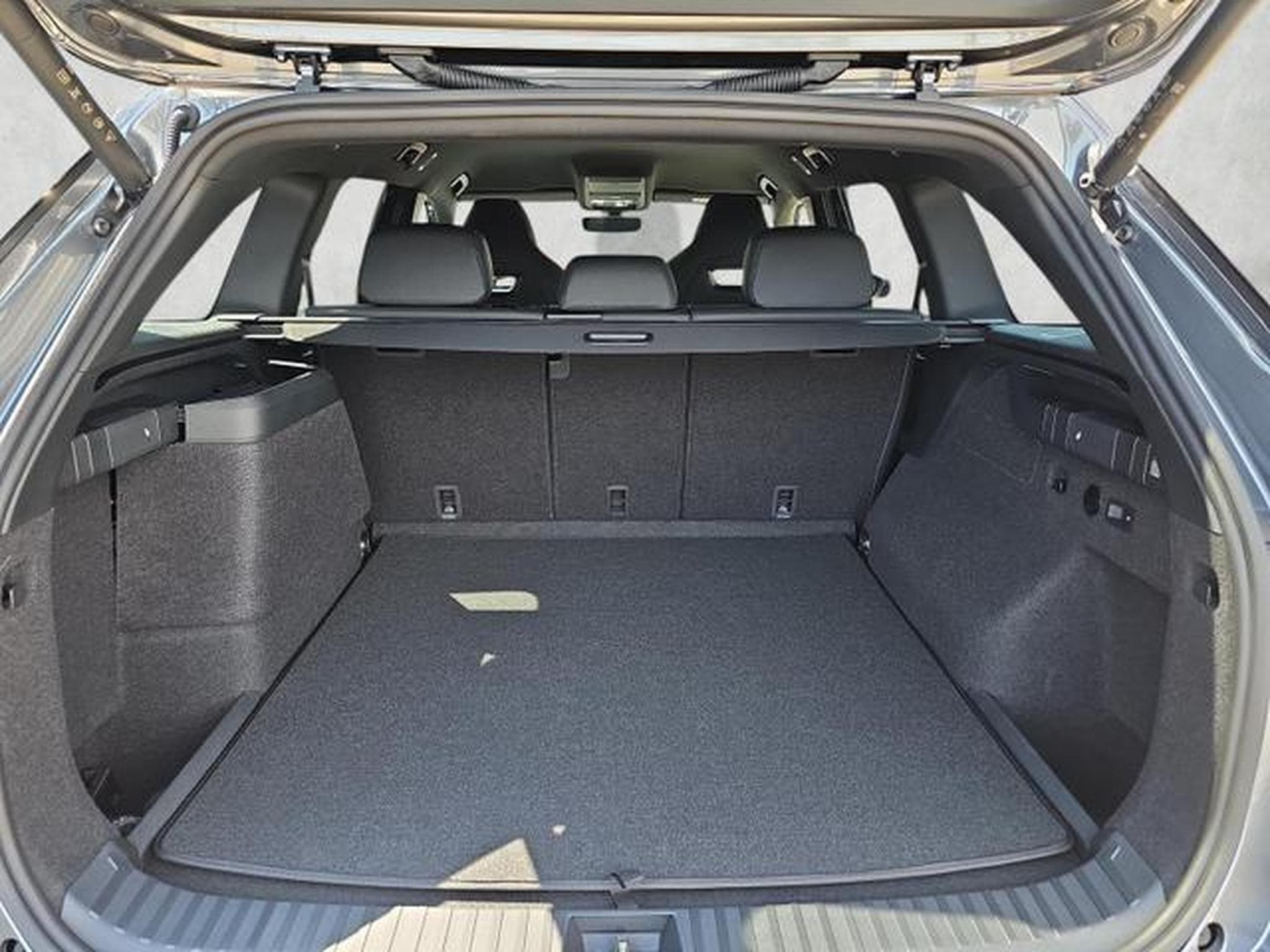 Skoda Kodiaq 1.5 TSI iV 150 kW Sportline (2026) - Photo 14