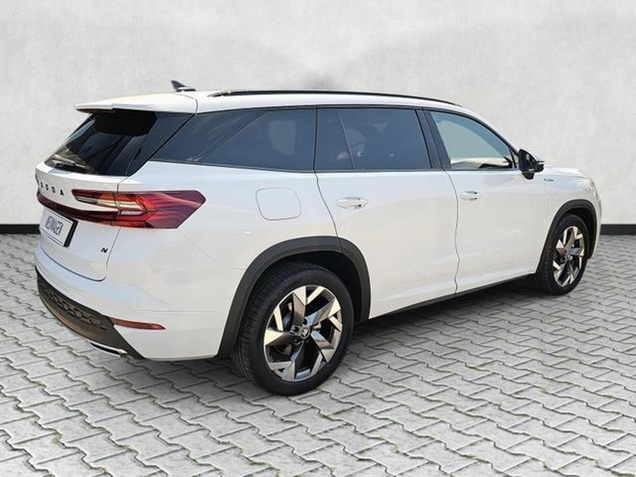 Skoda Kodiaq 1.5 TSI iV 150 kW Sportline (2026) - Photo 7