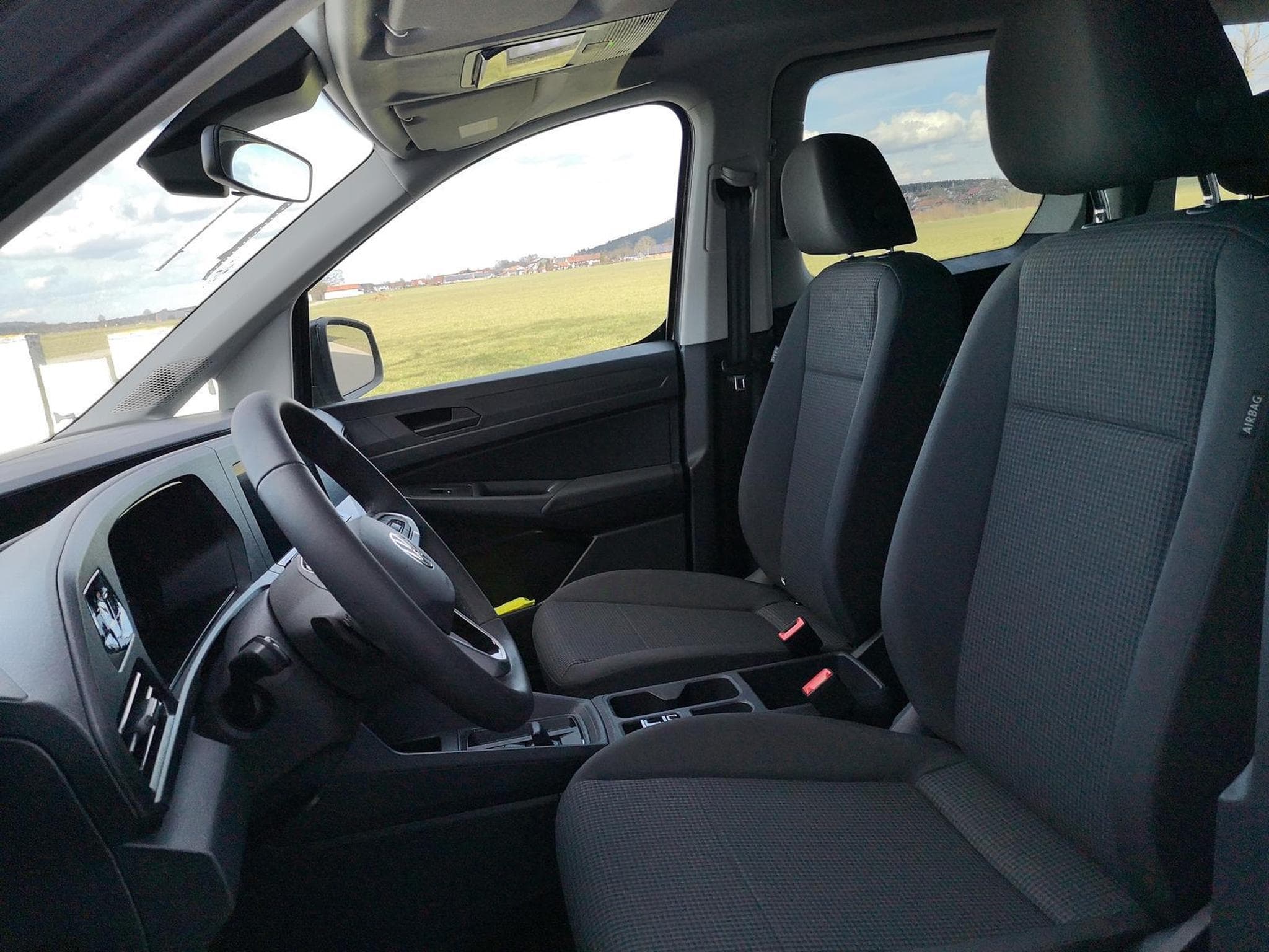 VW Caddy Basis (2026) - Photo 7