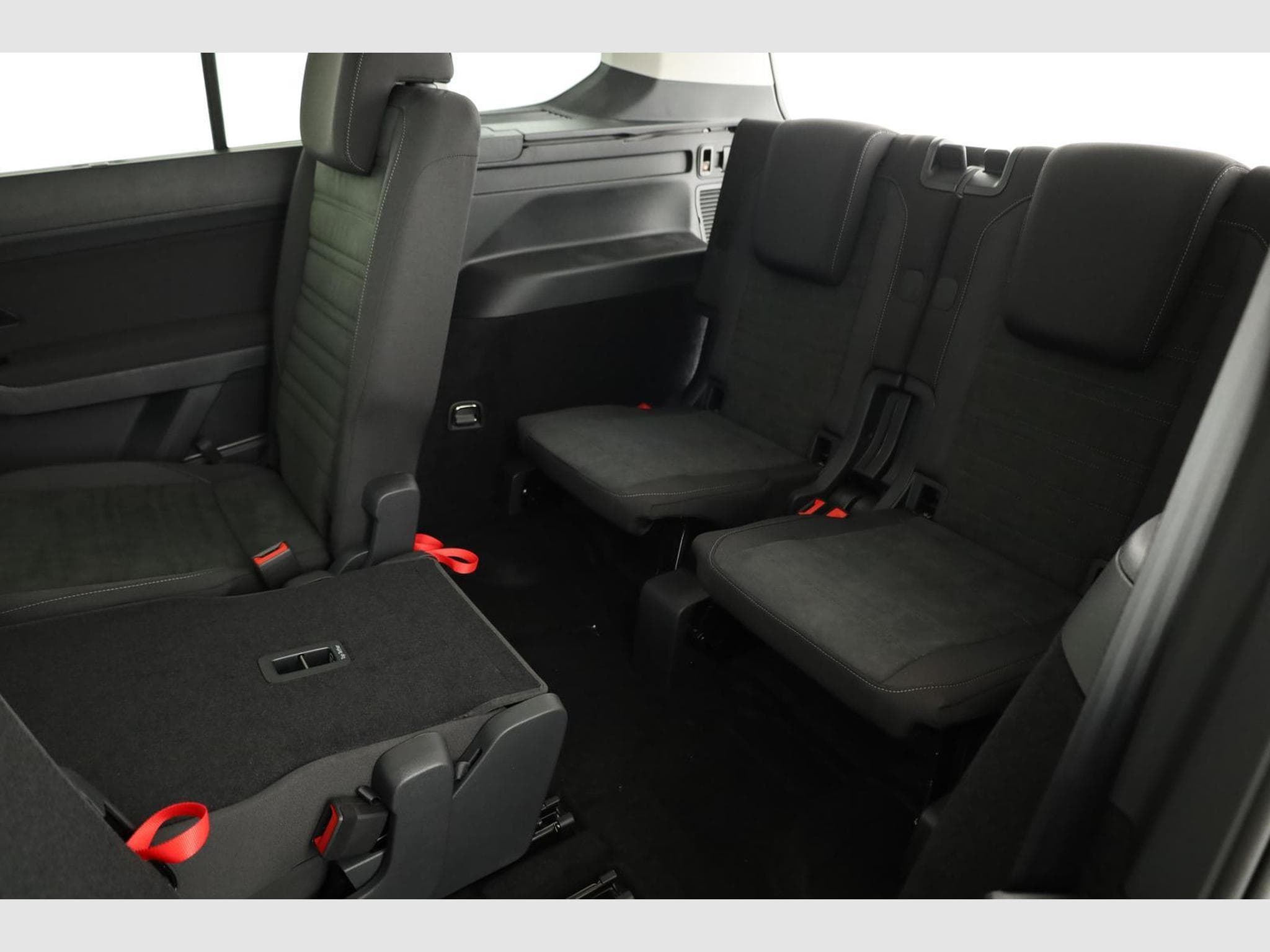 VW Touran Comfortline BMT/Start-Stopp (2026) - Photo 11