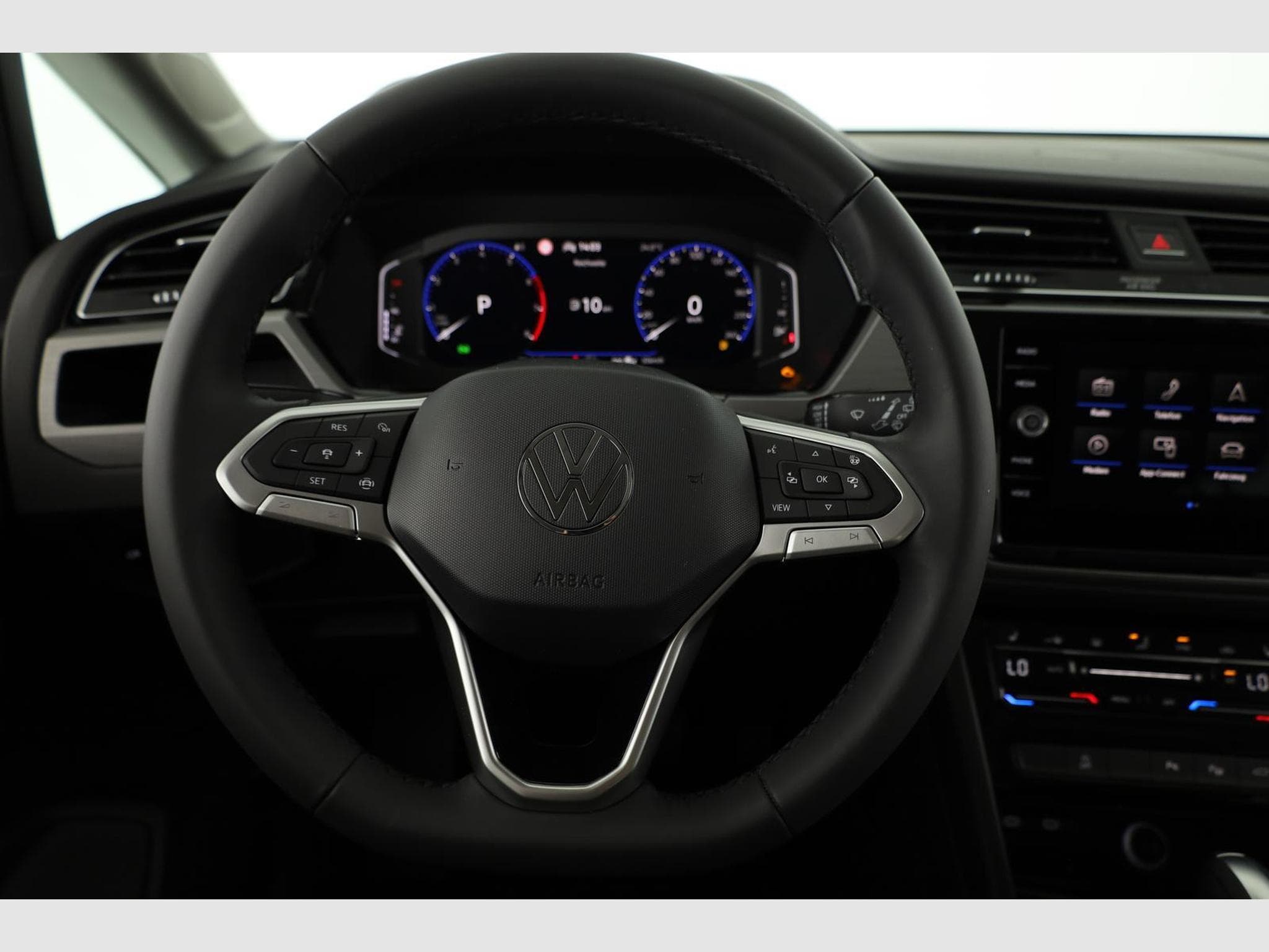 VW Touran Comfortline BMT/Start-Stopp (2026) - Photo 5