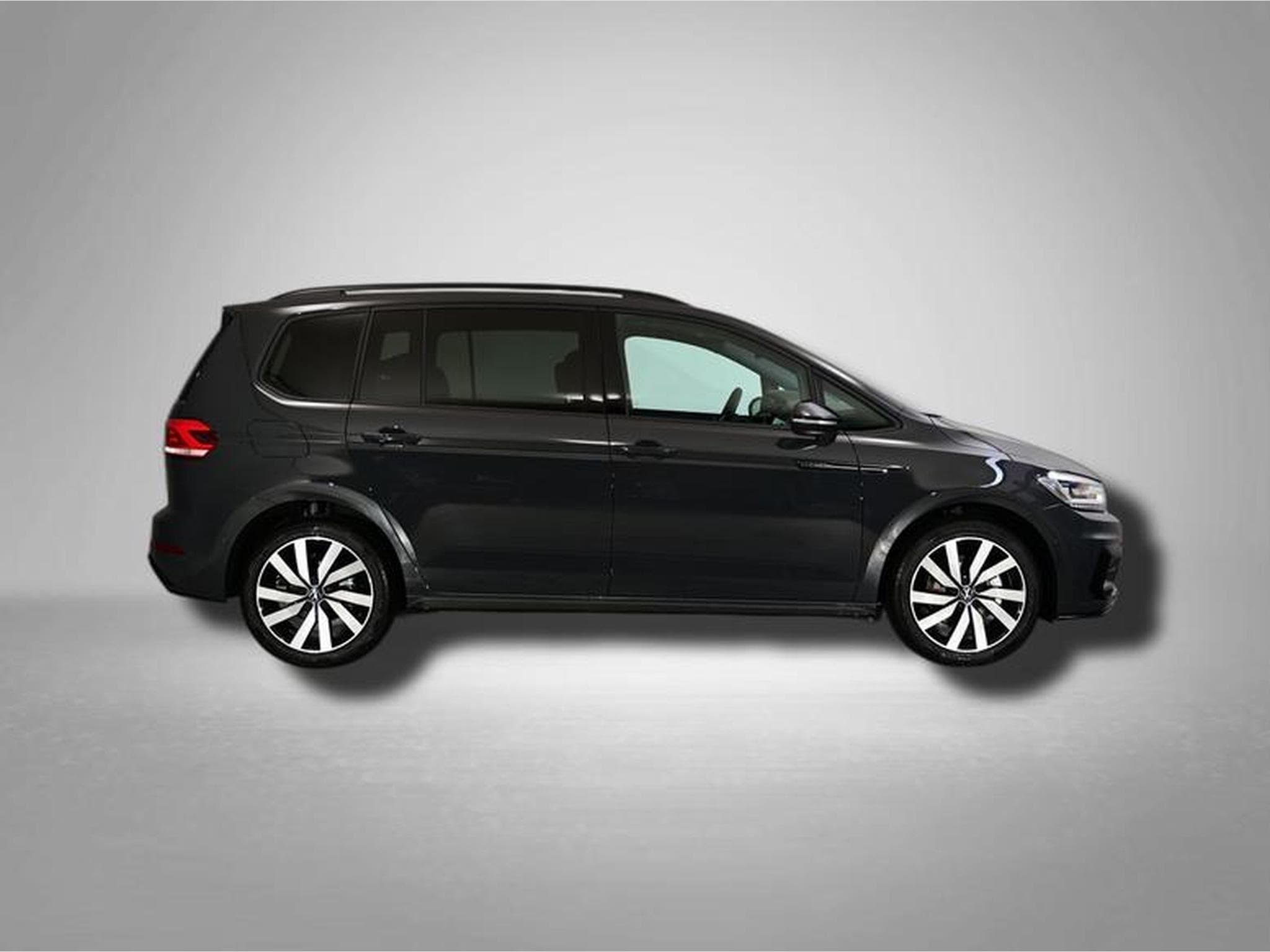 VW Touran Highline R-Line 2.0 TDI 7-Gang-DSG (2026) - Photo 6