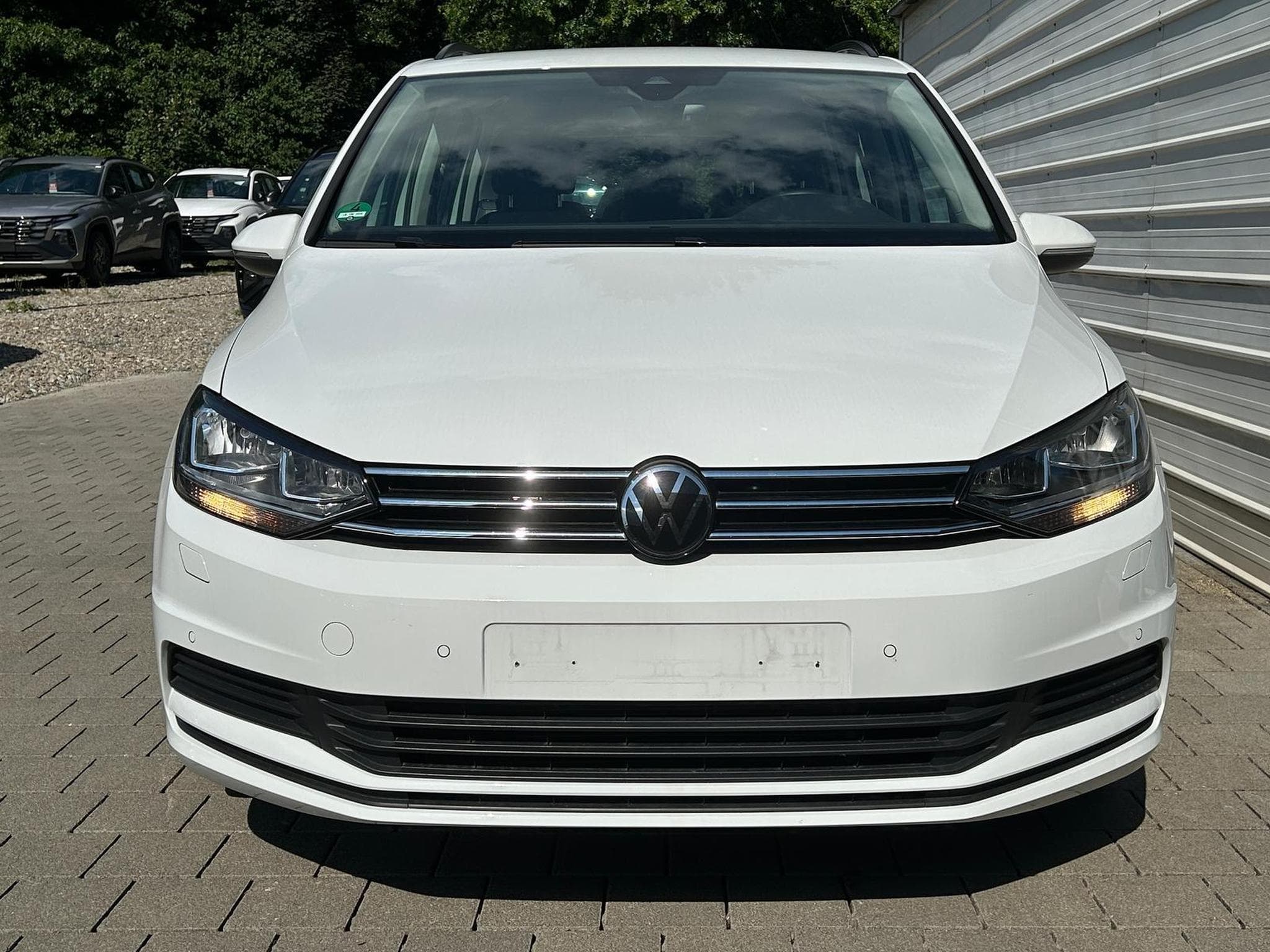 VW Touran 1.5 TSI 7 (2024) - Photo 2