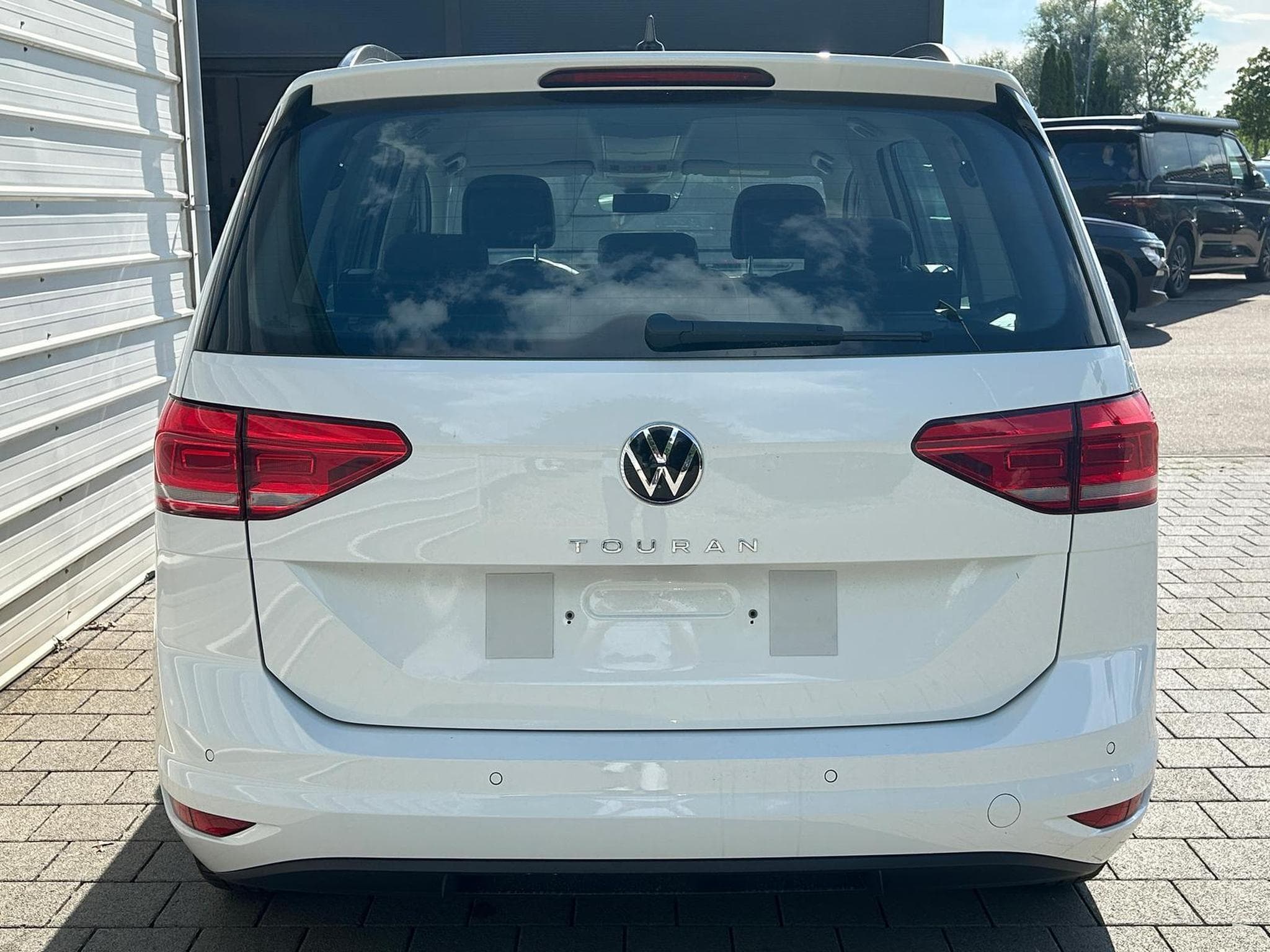 VW Touran 1.5 TSI 7 (2024) - Photo 5