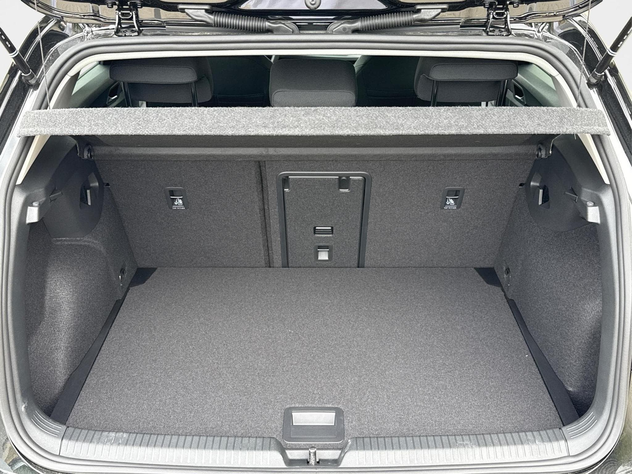 VW Golf Prime (2026) - Photo 11